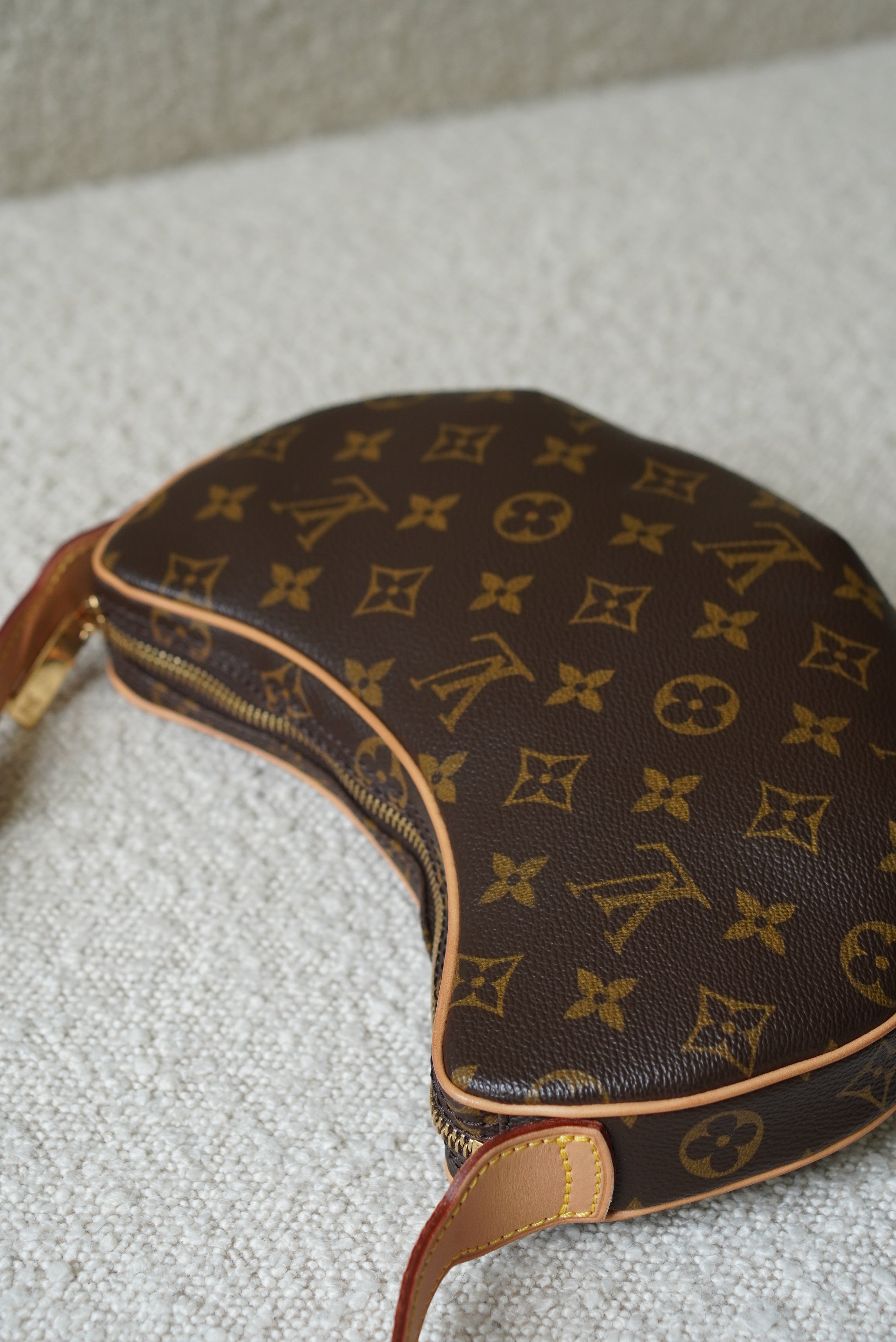 \"Louis Vuitton\" クロワッサン PM バッグ THE MENUE - LOUIS VUITTON CROISSANT PM