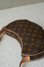 LOUIS VUITTON CROISSANT PM