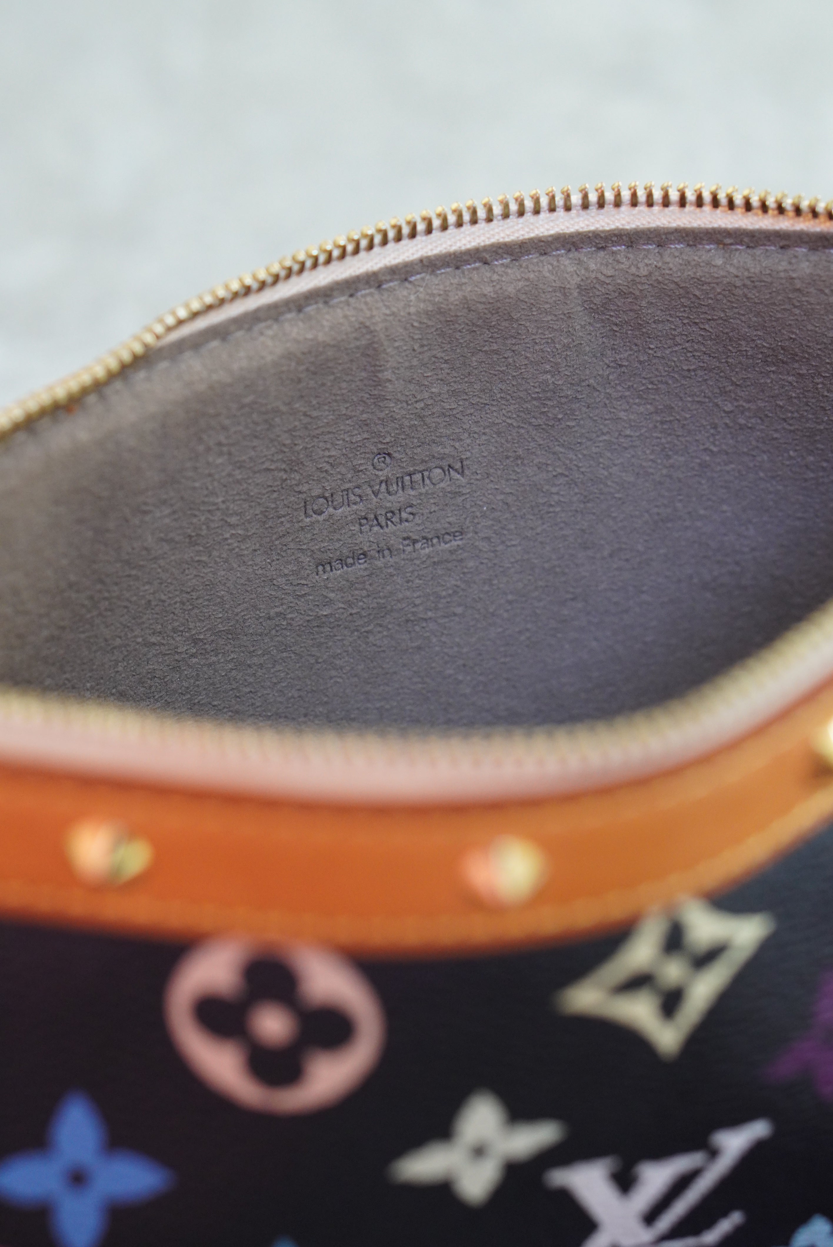 LOUIS VUITTON POCHETTE ACCESSOIRES