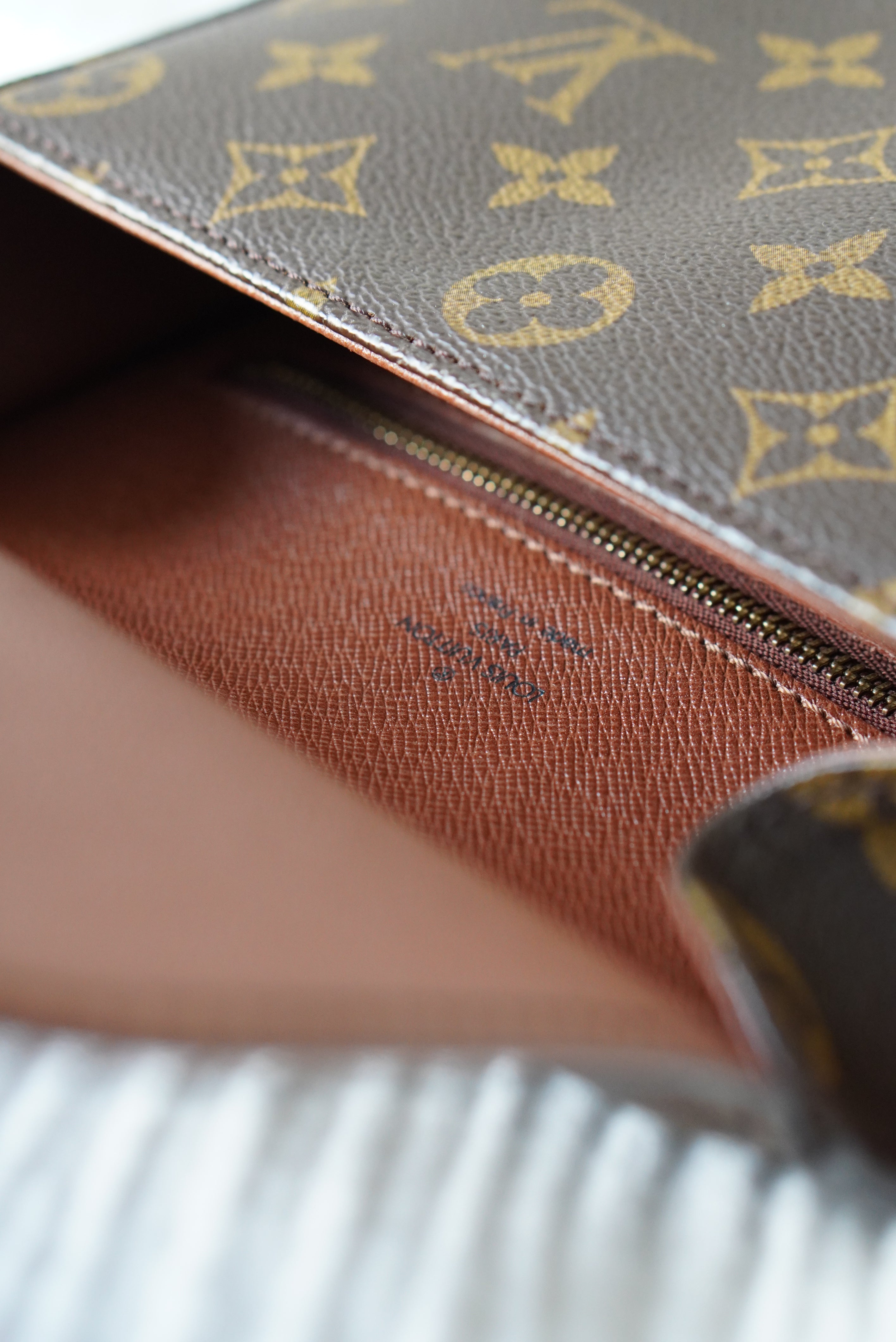 LOUIS VUITTON SAINT CLOUD MM