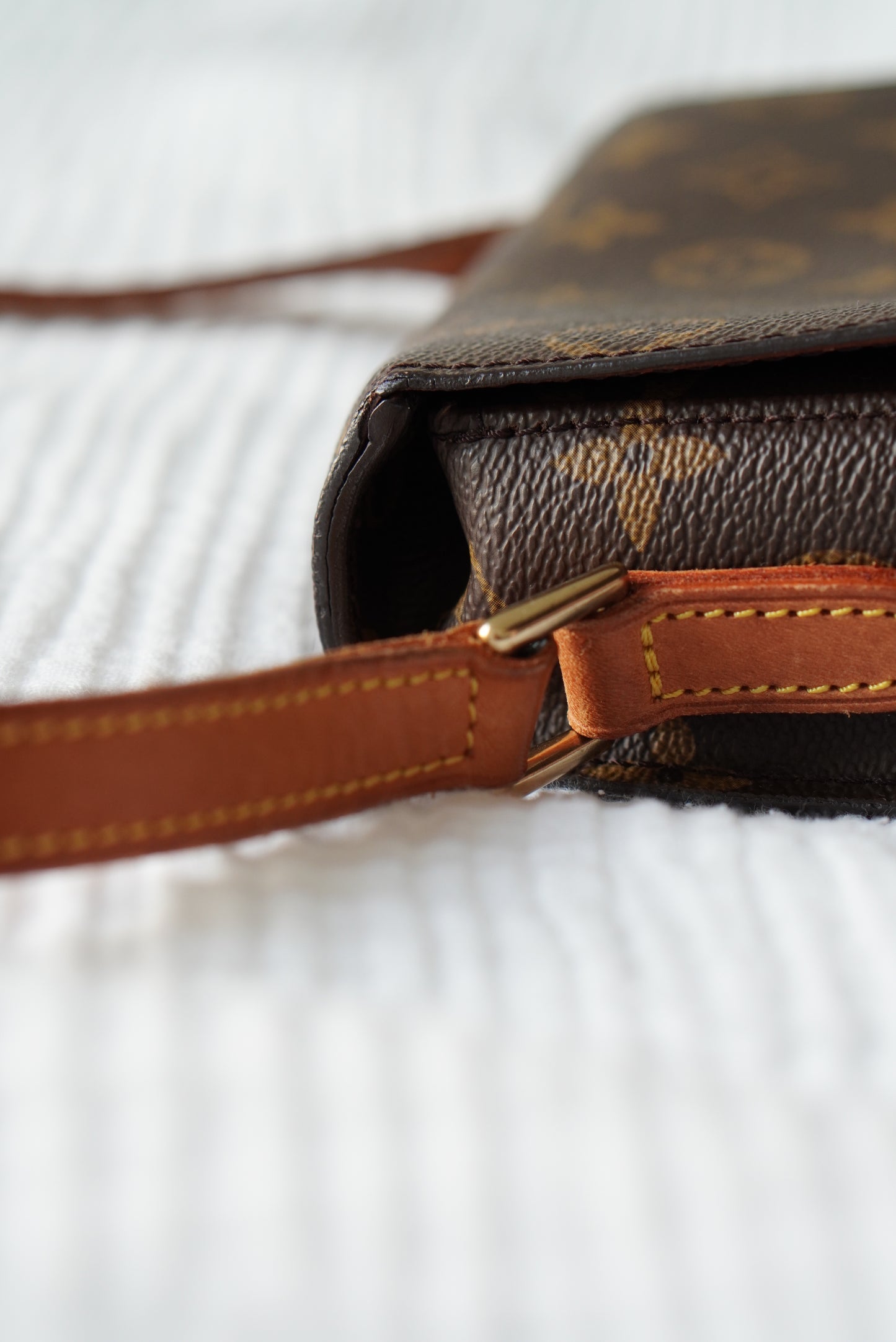 LOUIS VUITTON SAINT CLOUD MM