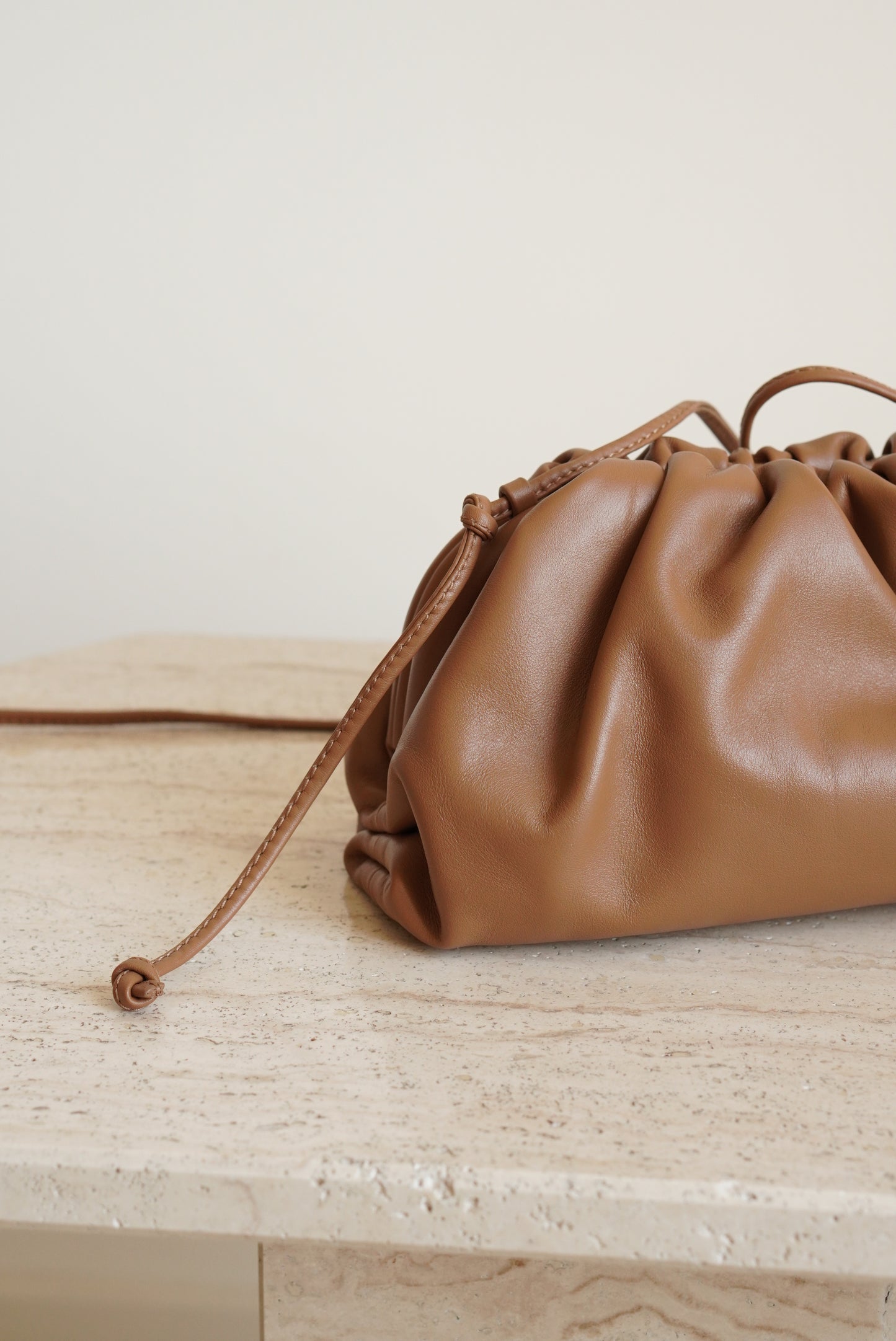 BOTTEGA VENETA MINI POUCH | TAN
