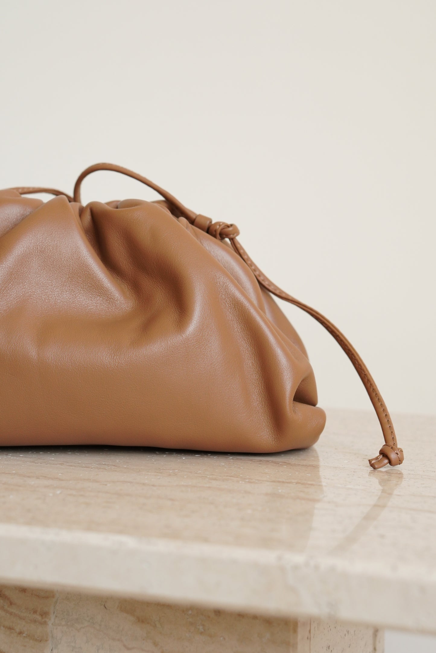 BOTTEGA VENETA MINI POUCH | TAN