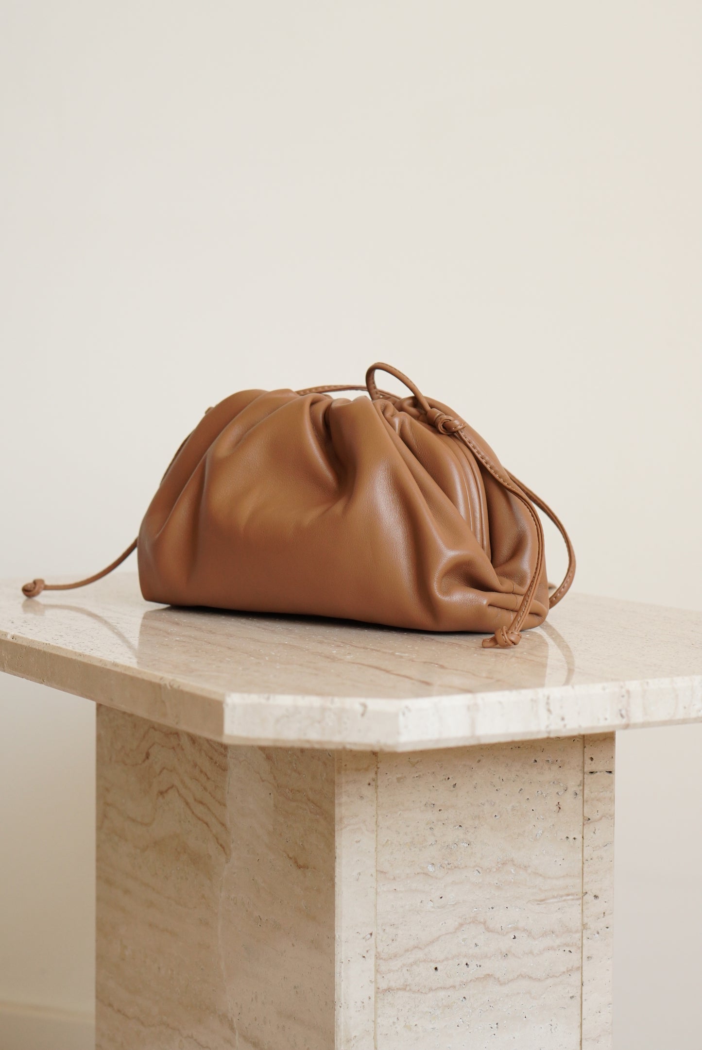 BOTTEGA VENETA MINI POUCH | TAN