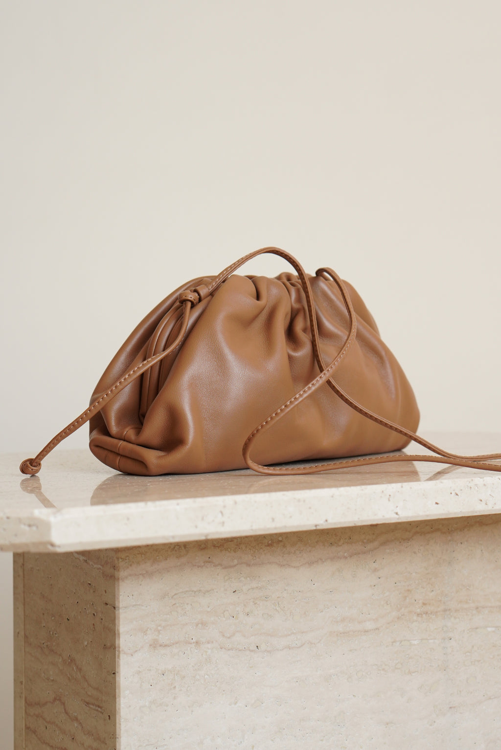 BOTTEGA VENETA MINI POUCH | TAN