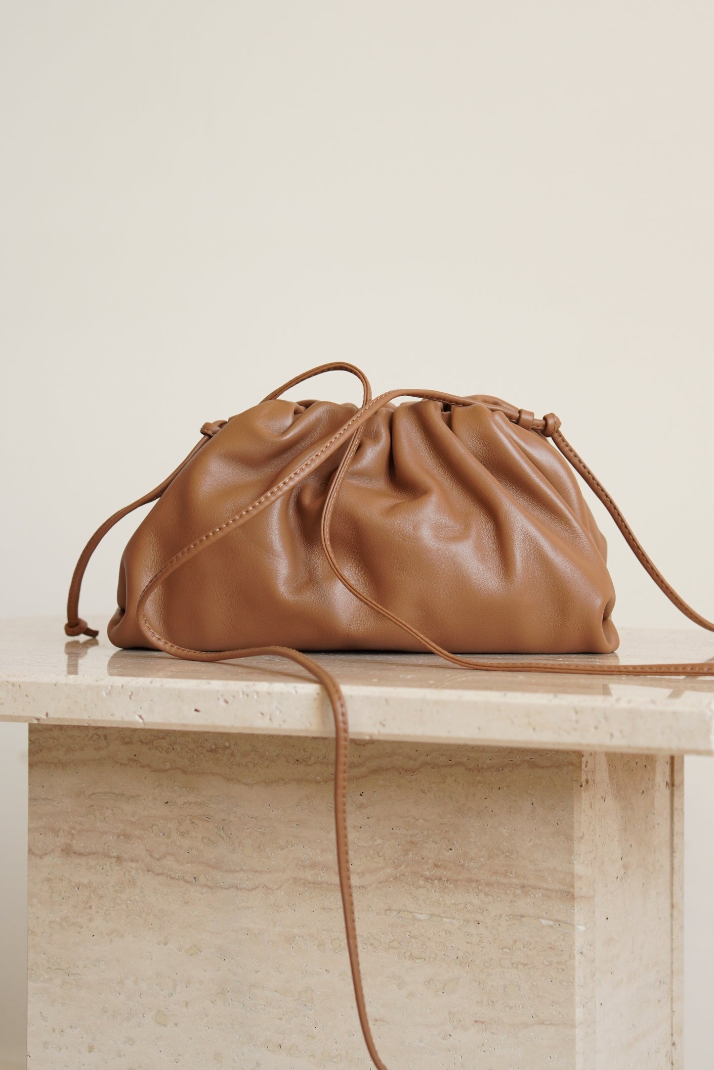 BOTTEGA VENETA MINI POUCH | TAN