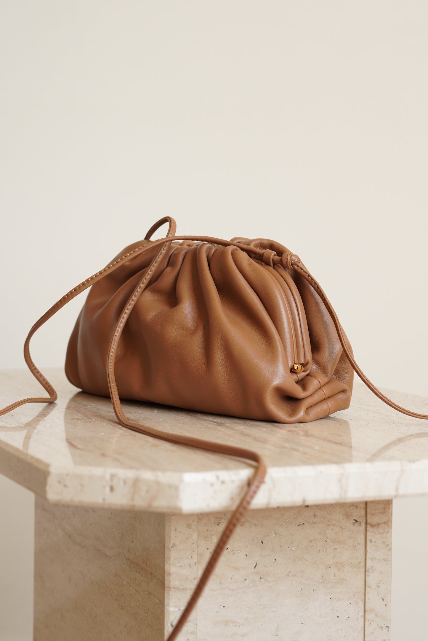 BOTTEGA VENETA MINI POUCH | TAN