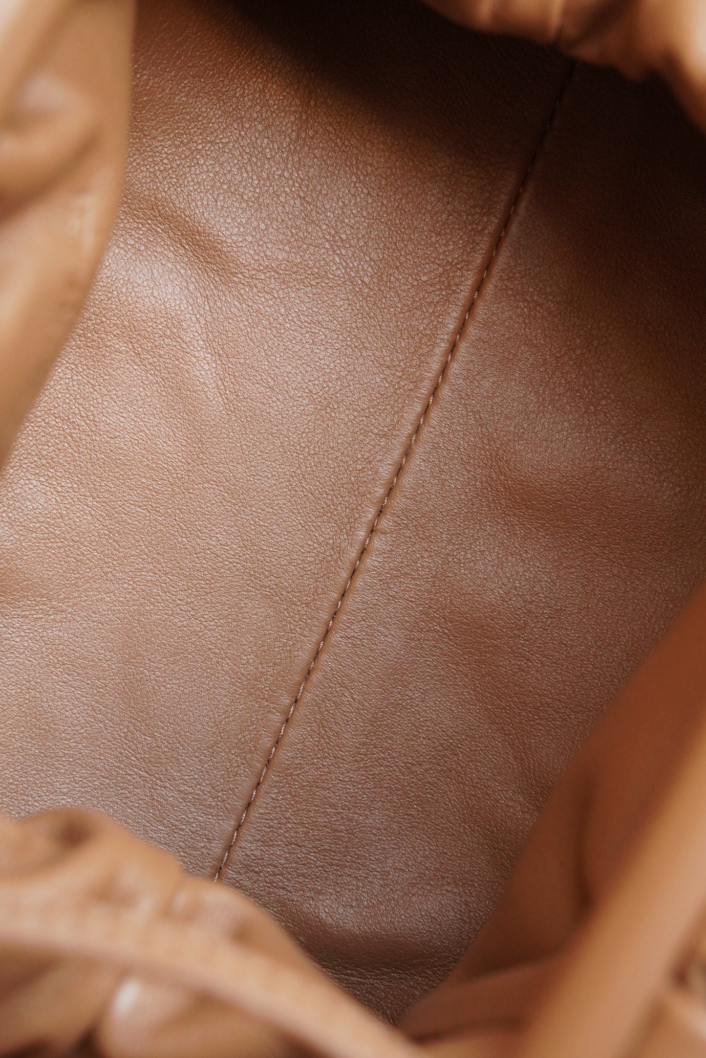 BOTTEGA VENETA MINI POUCH | TAN