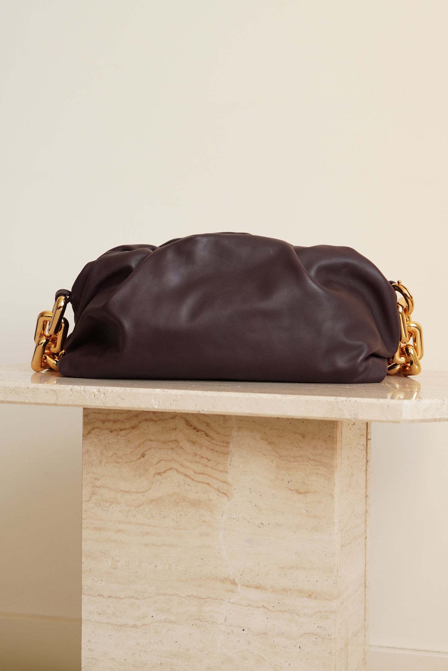 BOTTEGA VENETA CHAIN POUCH | GRAPE