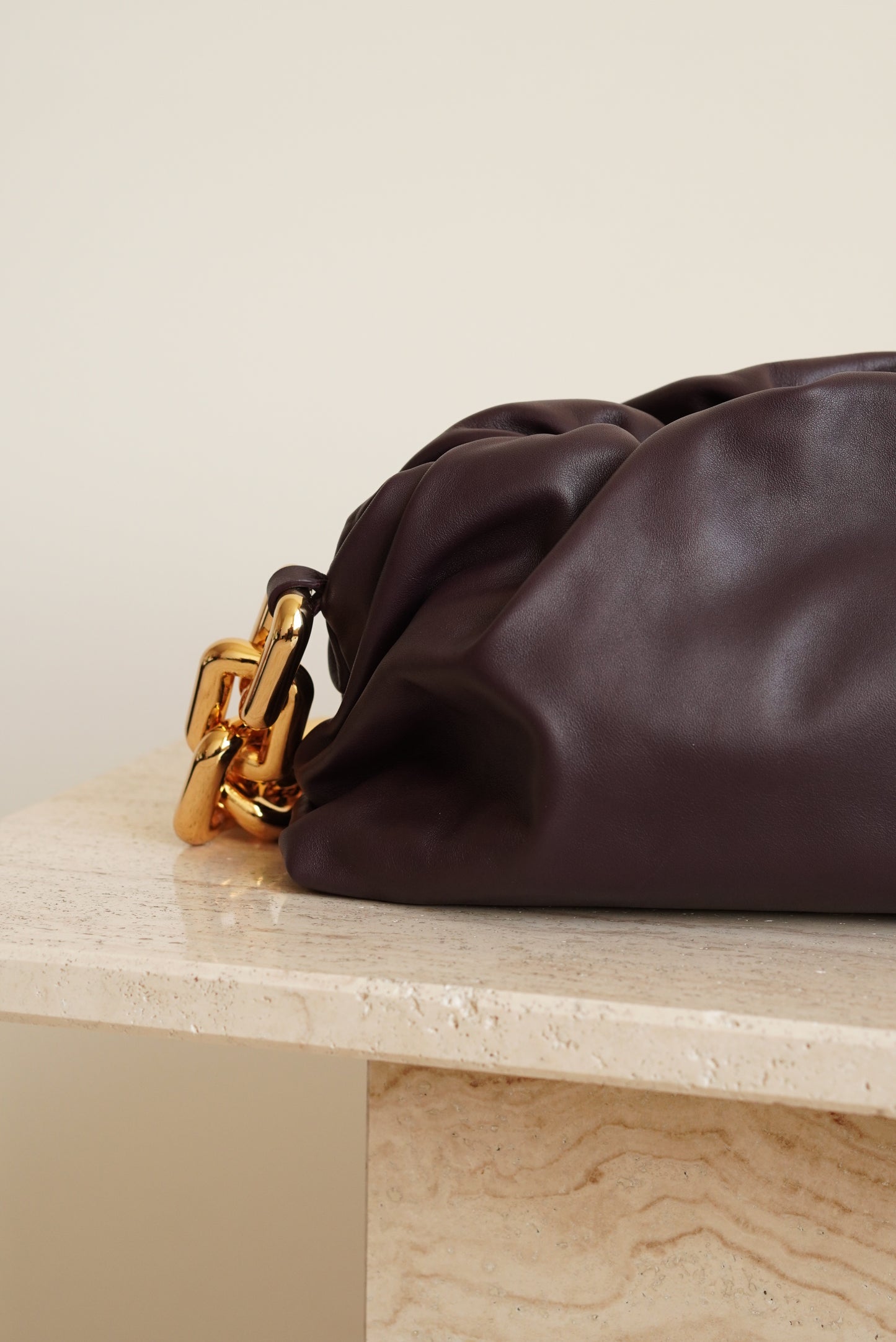 BOTTEGA VENETA CHAIN POUCH | GRAPE