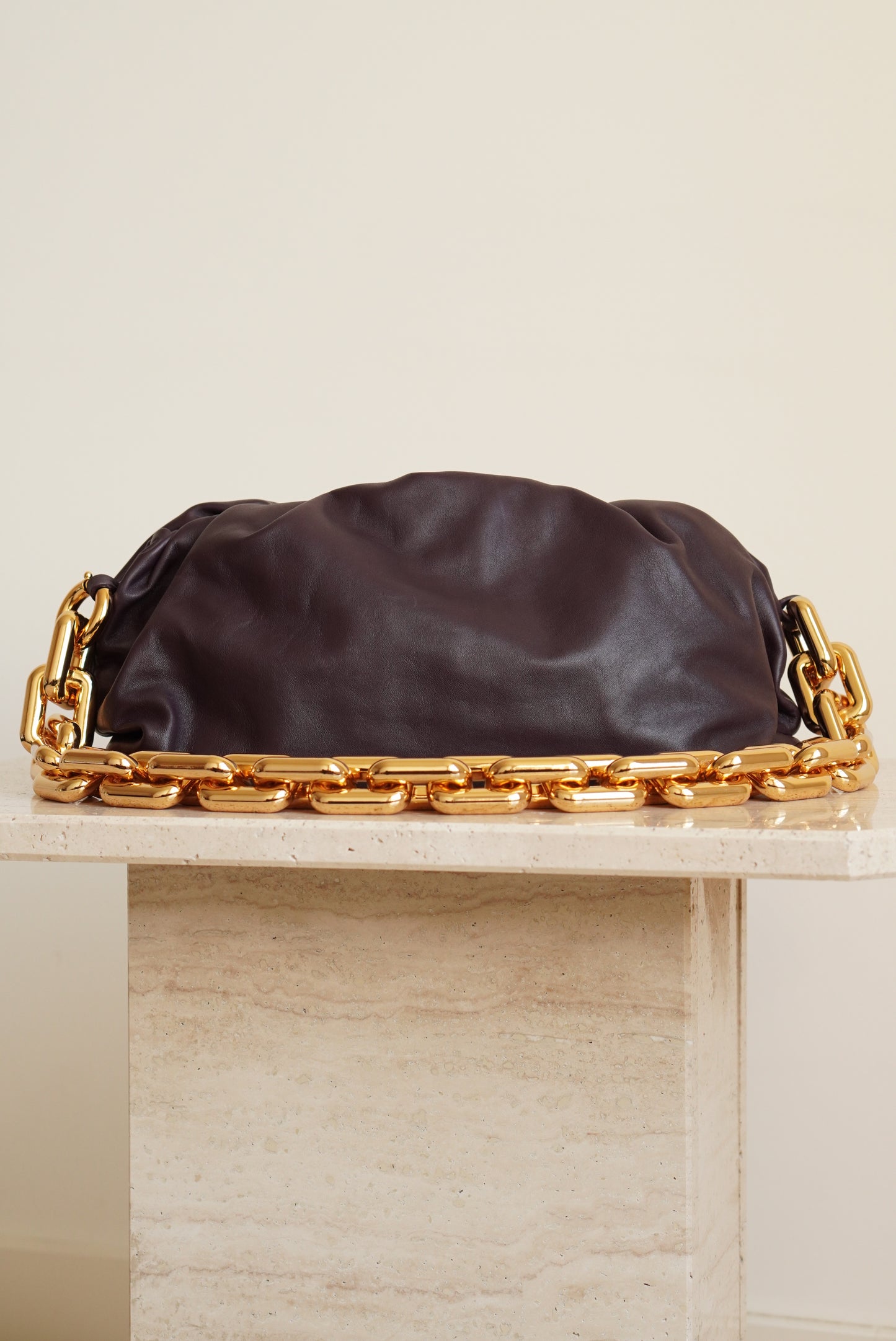 BOTTEGA VENETA CHAIN POUCH | GRAPE