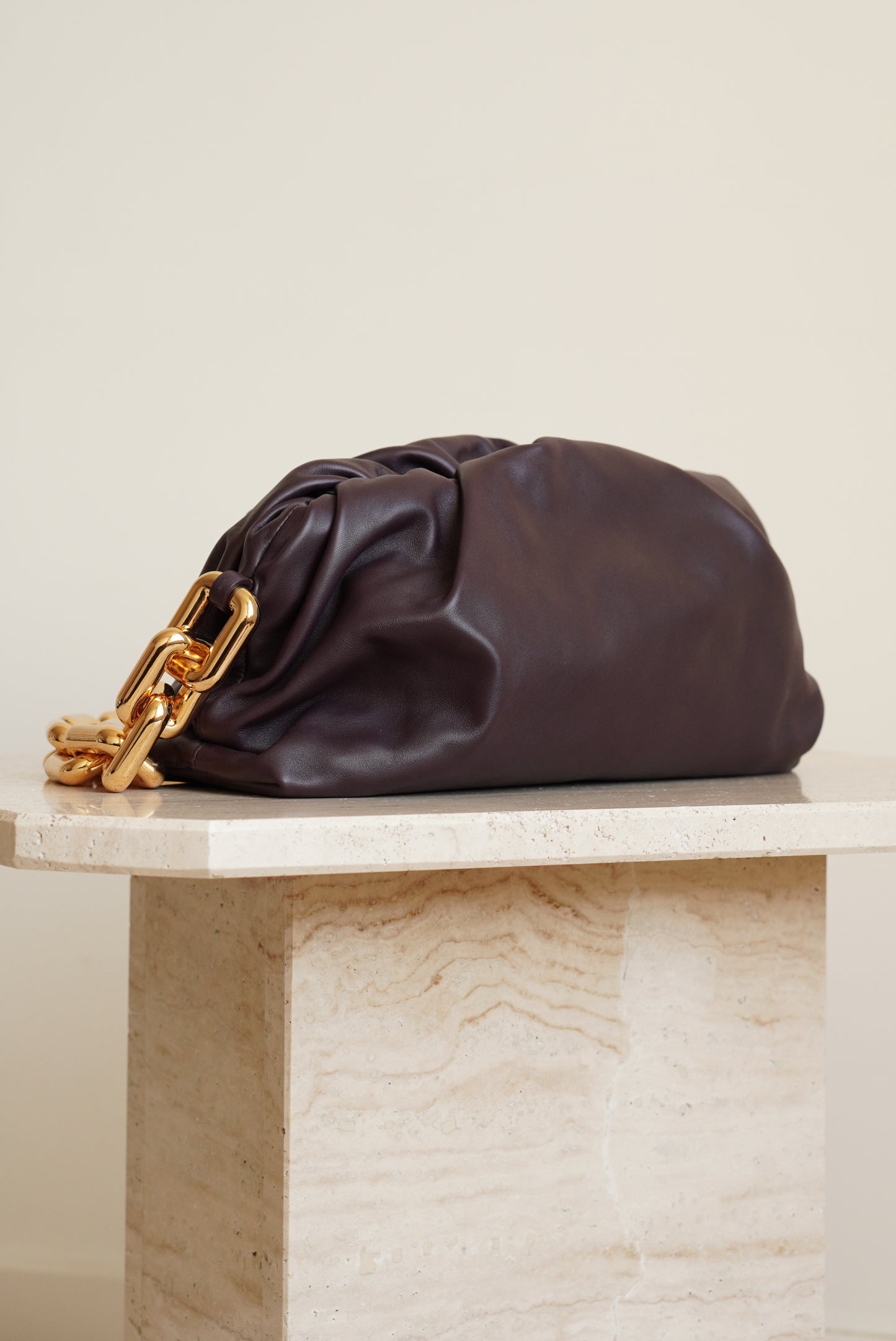 BOTTEGA VENETA CHAIN POUCH | GRAPE