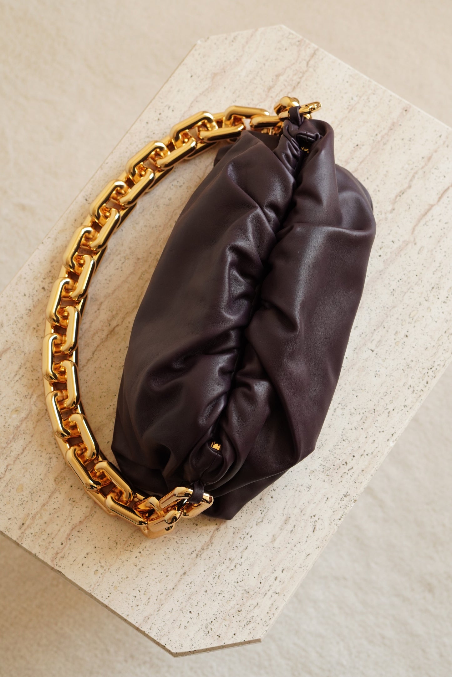 BOTTEGA VENETA CHAIN POUCH | GRAPE