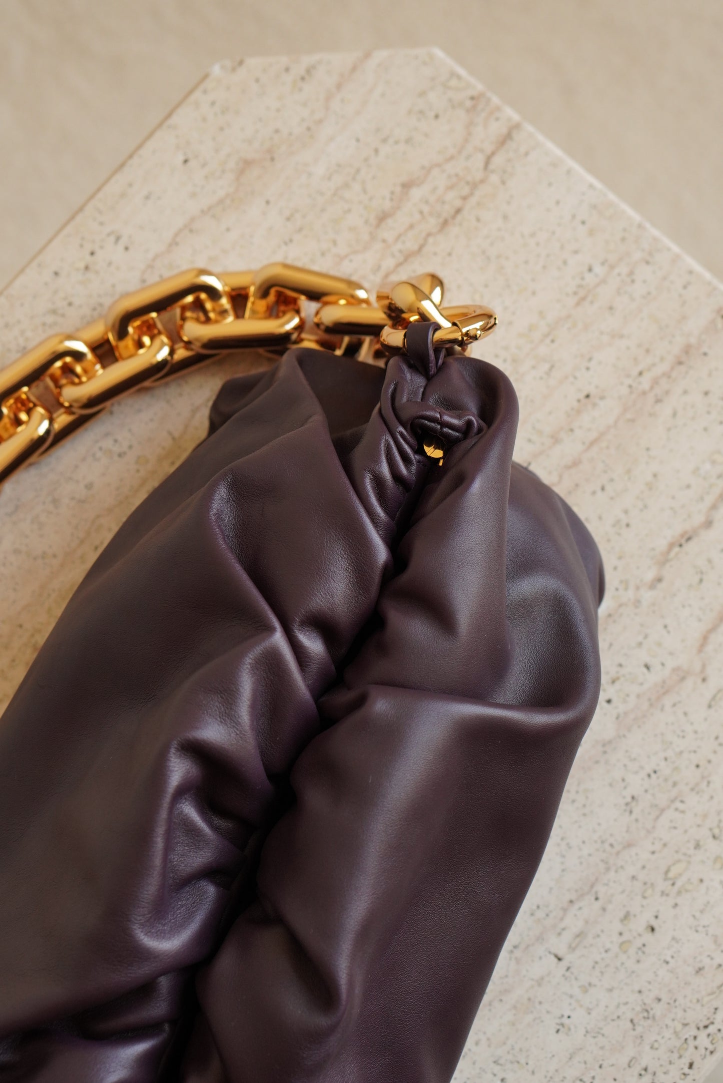 BOTTEGA VENETA CHAIN POUCH | GRAPE