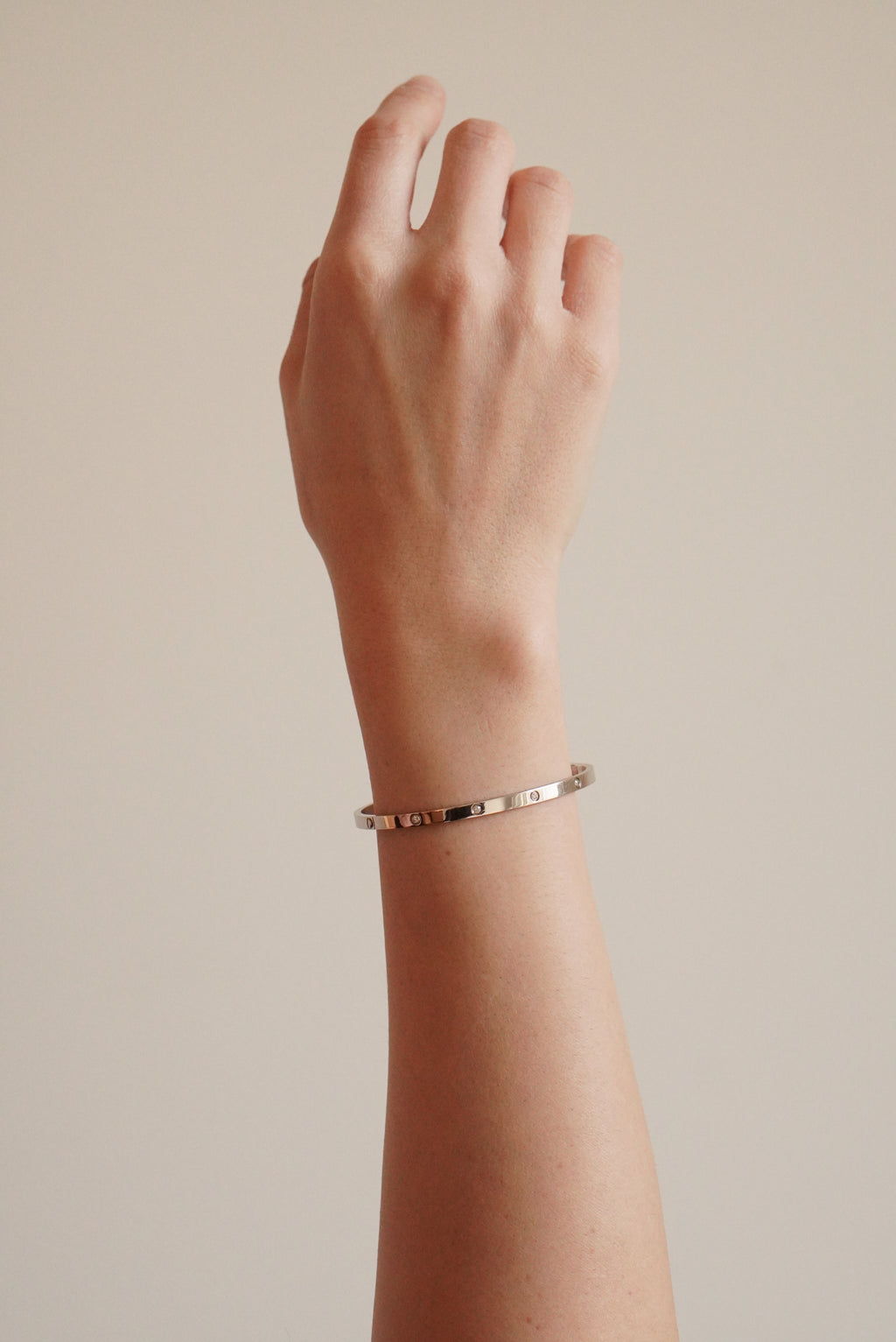 CARTIER LOVE BRACELET SMALL 10 DIAMONDS | WHITE GOLD