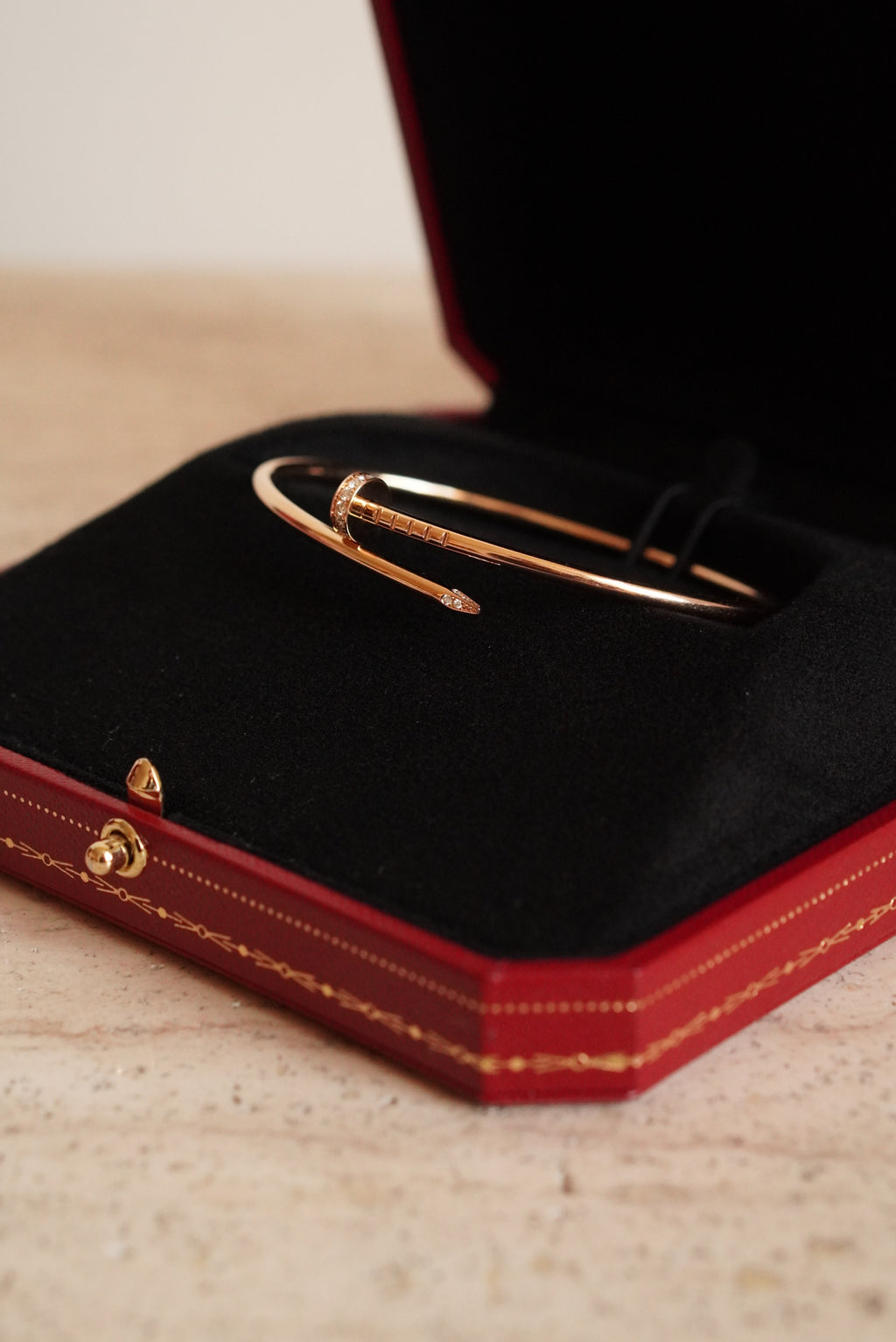 CARTIER JUSTE UN CLOU BRACELET SMALL DIAMONDS | ROSE GOLD