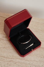 CARTIER LOVE BRACELET SMALL 10 DIAMONDS | WHITE GOLD