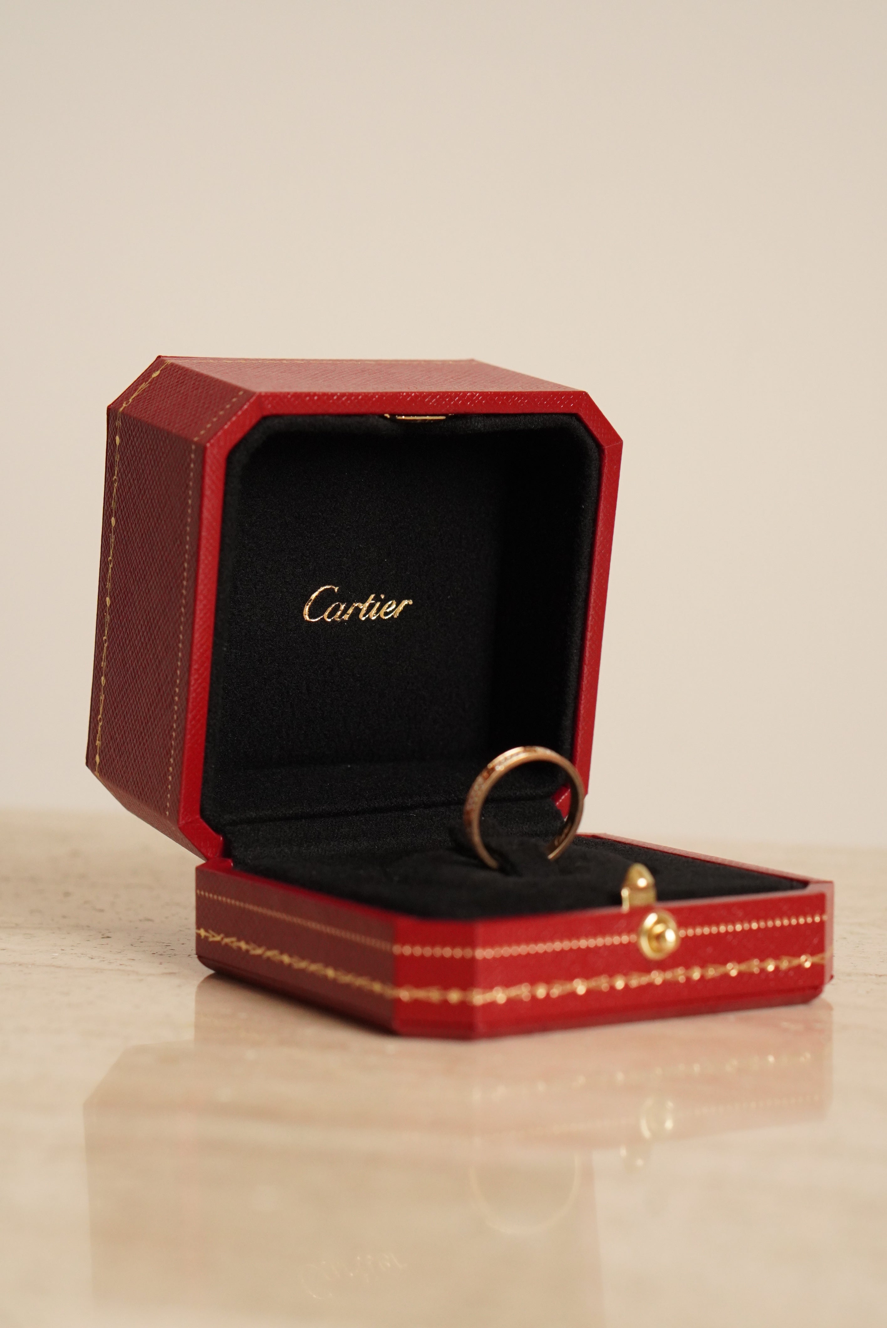 CARTIER LOVE RING MINI DIAMONDS | YELLOW GOLD