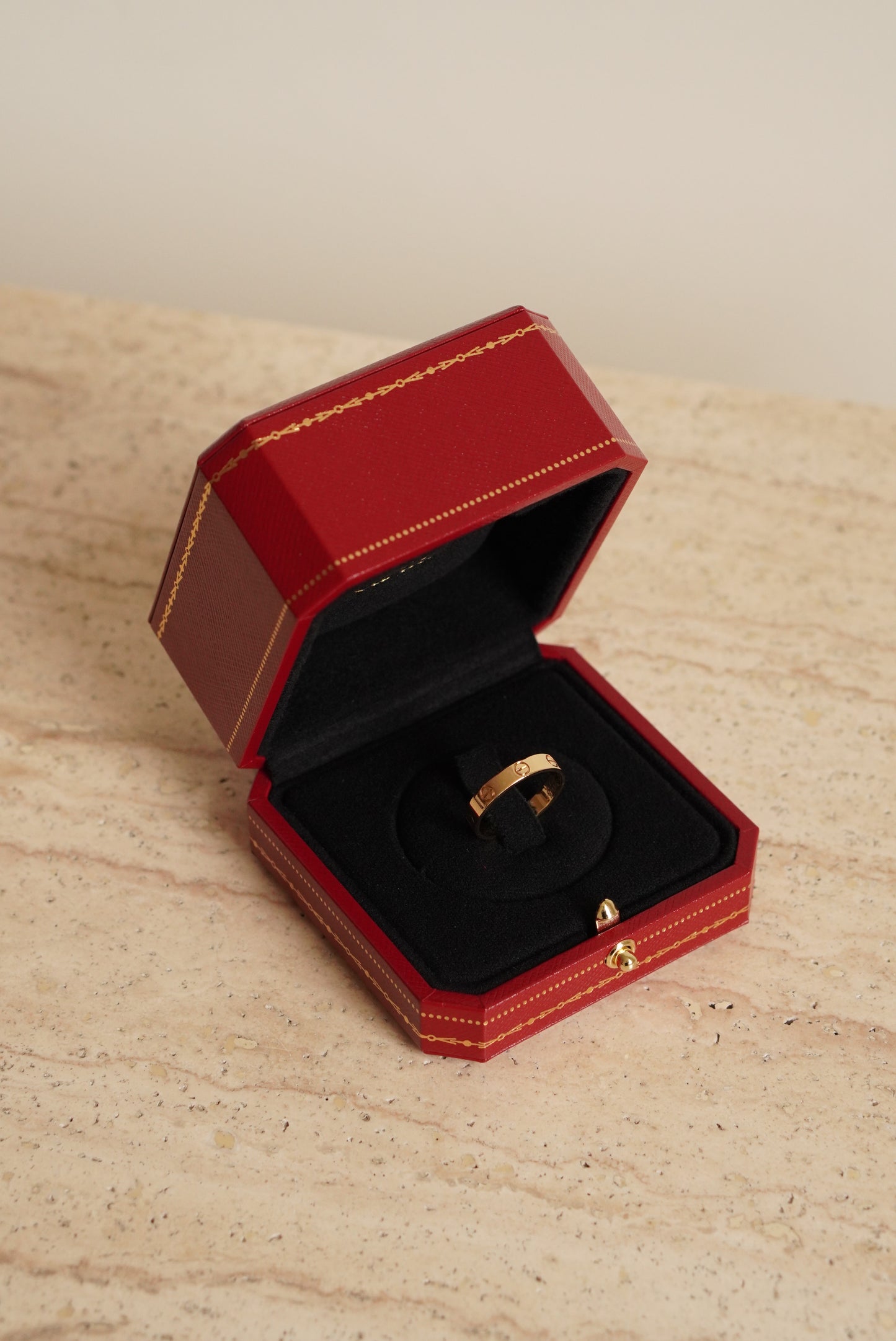 CARTIER LOVE RING SMALL | YELLOW GOLD