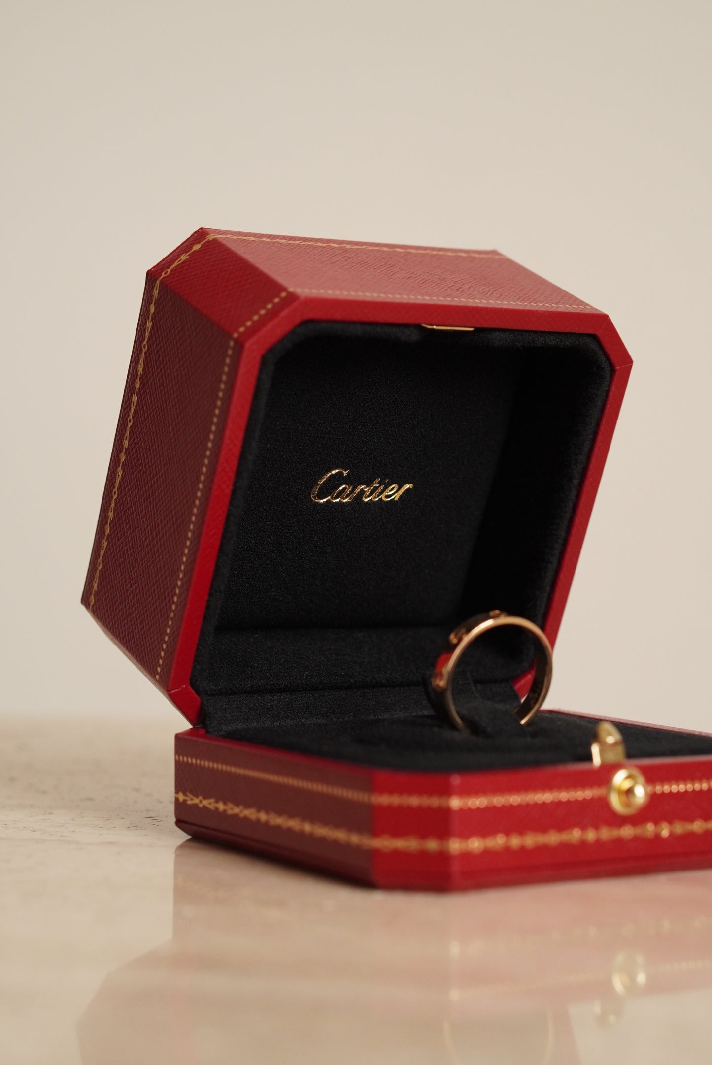CARTIER LOVE RING SMALL | YELLOW GOLD