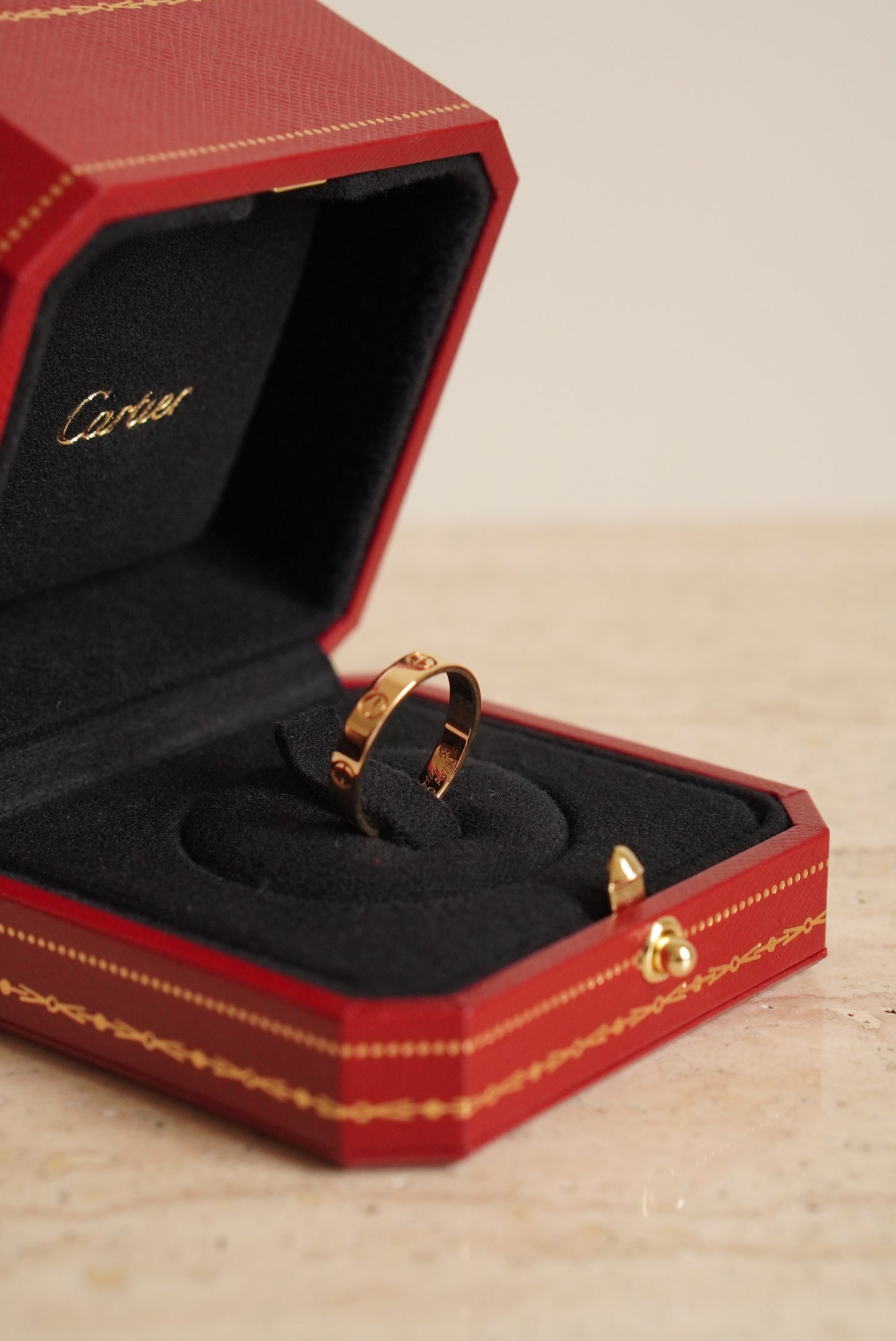 CARTIER LOVE RING SMALL | YELLOW GOLD