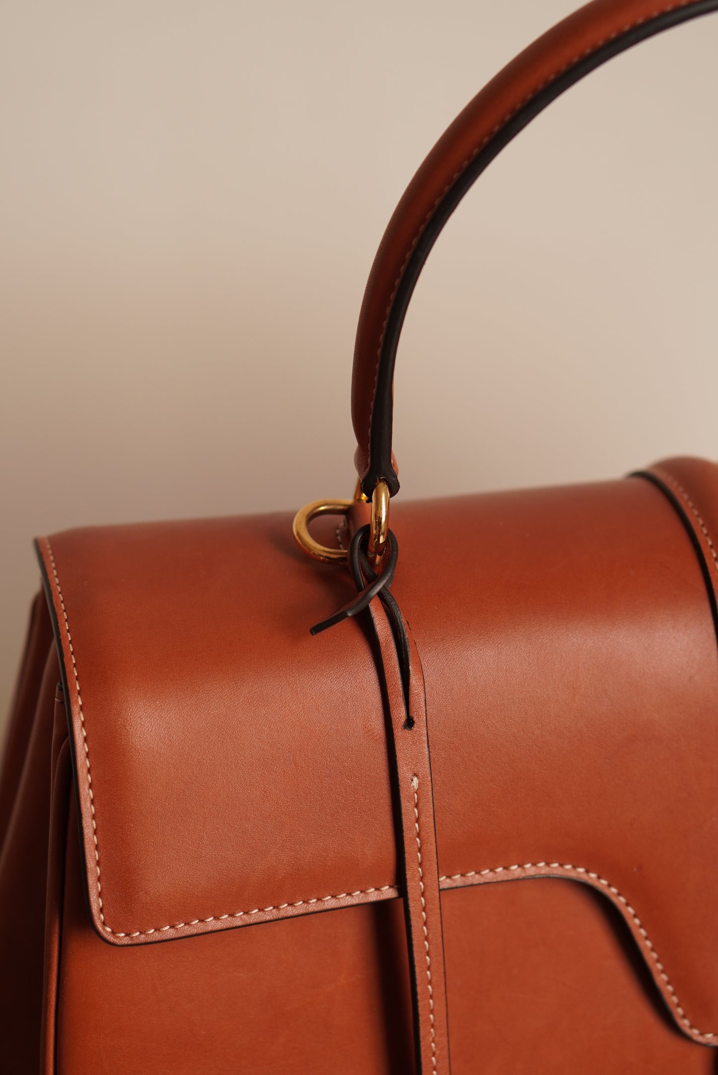 CELINE CLASSIQUE 16 | TAN