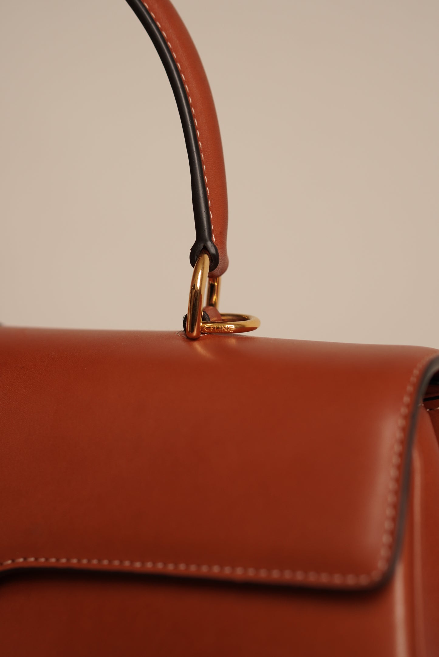 CELINE CLASSIQUE 16 | TAN