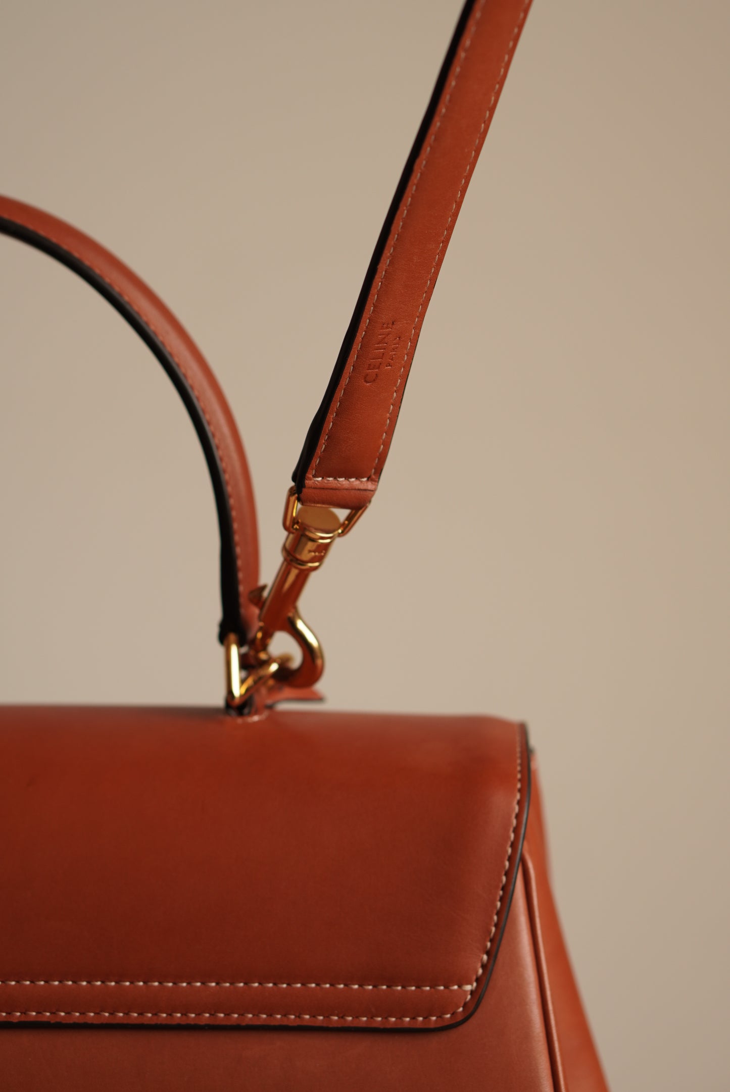 CELINE CLASSIQUE 16 | TAN