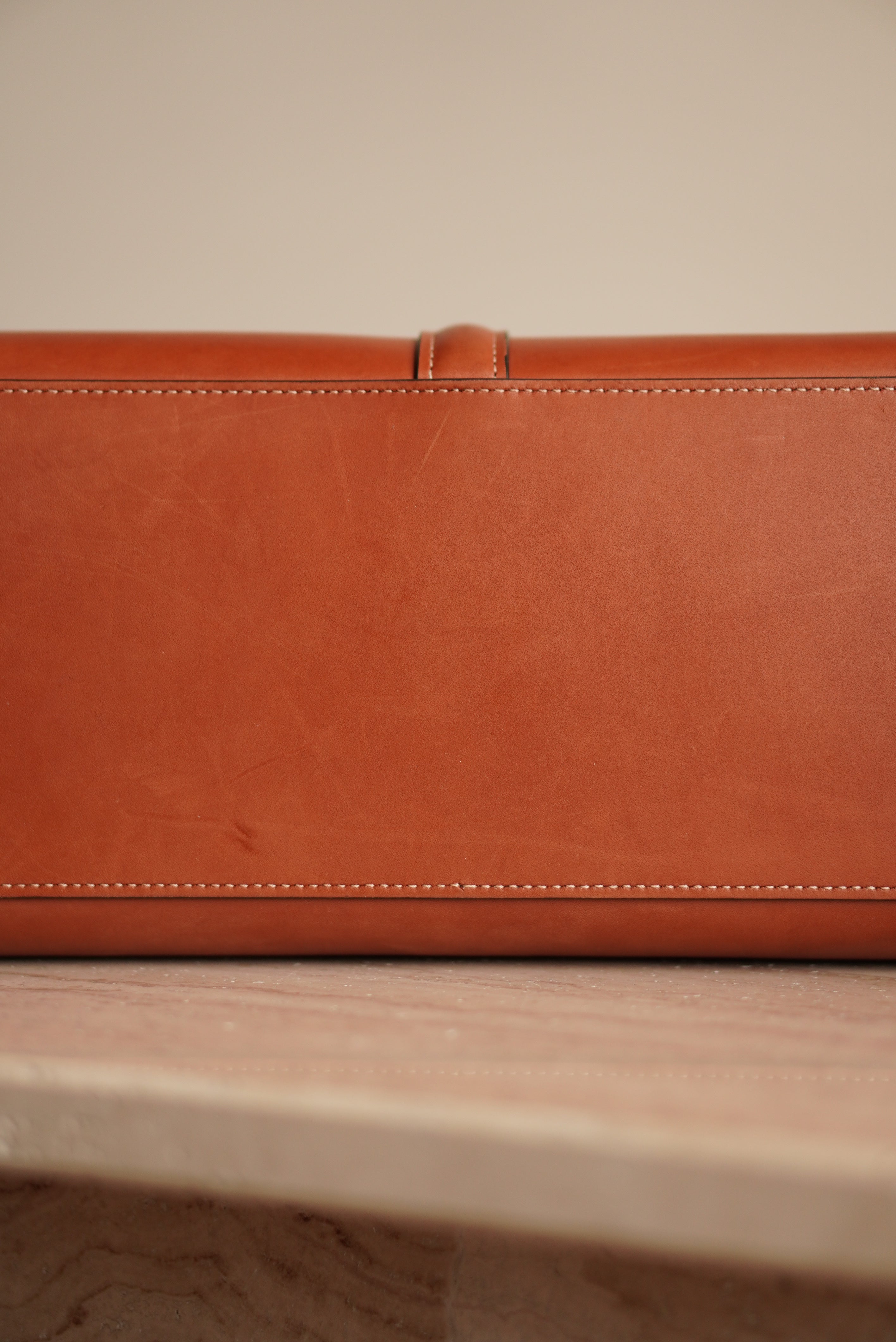 CELINE CLASSIQUE 16 | TAN