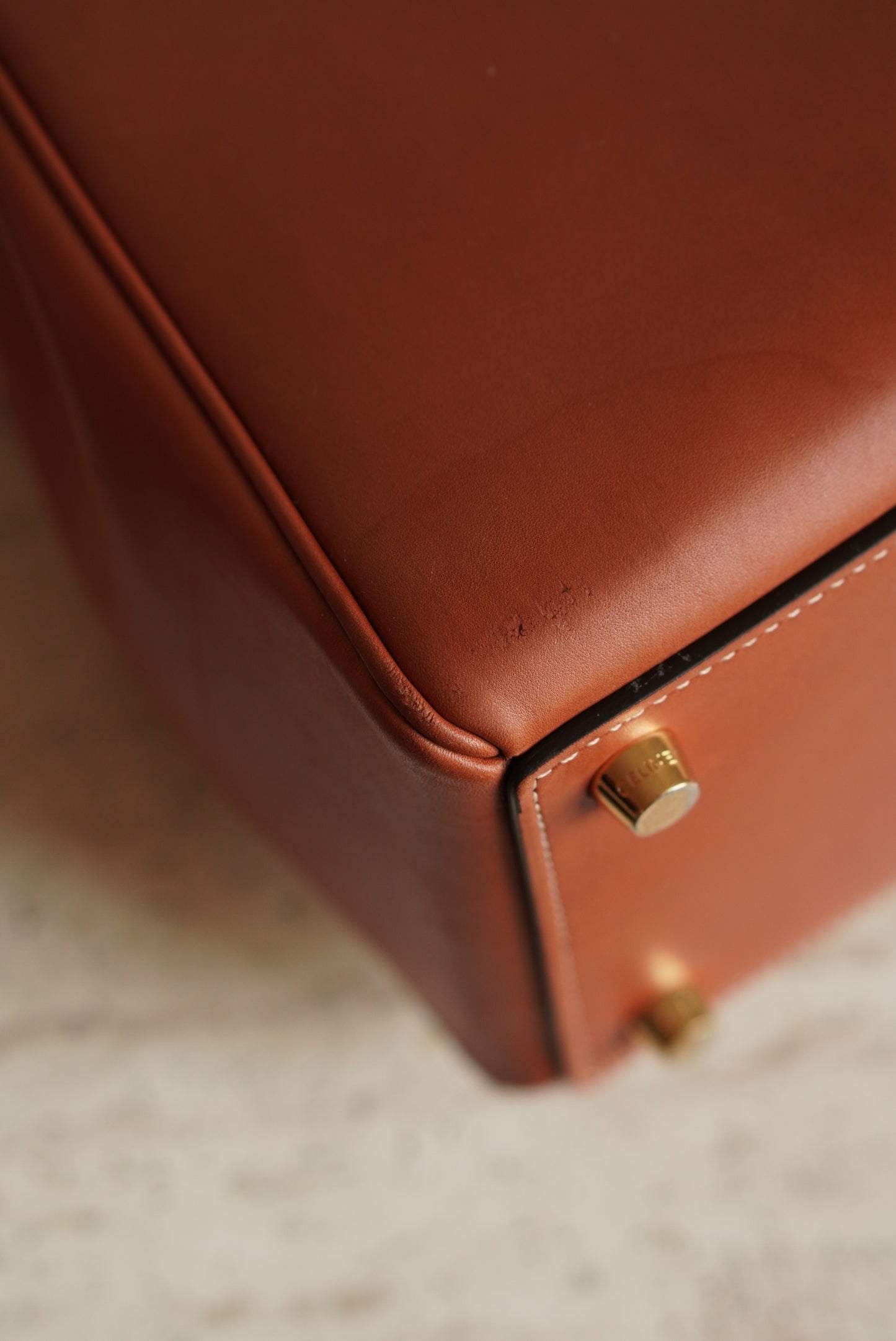CELINE CLASSIQUE 16 | TAN