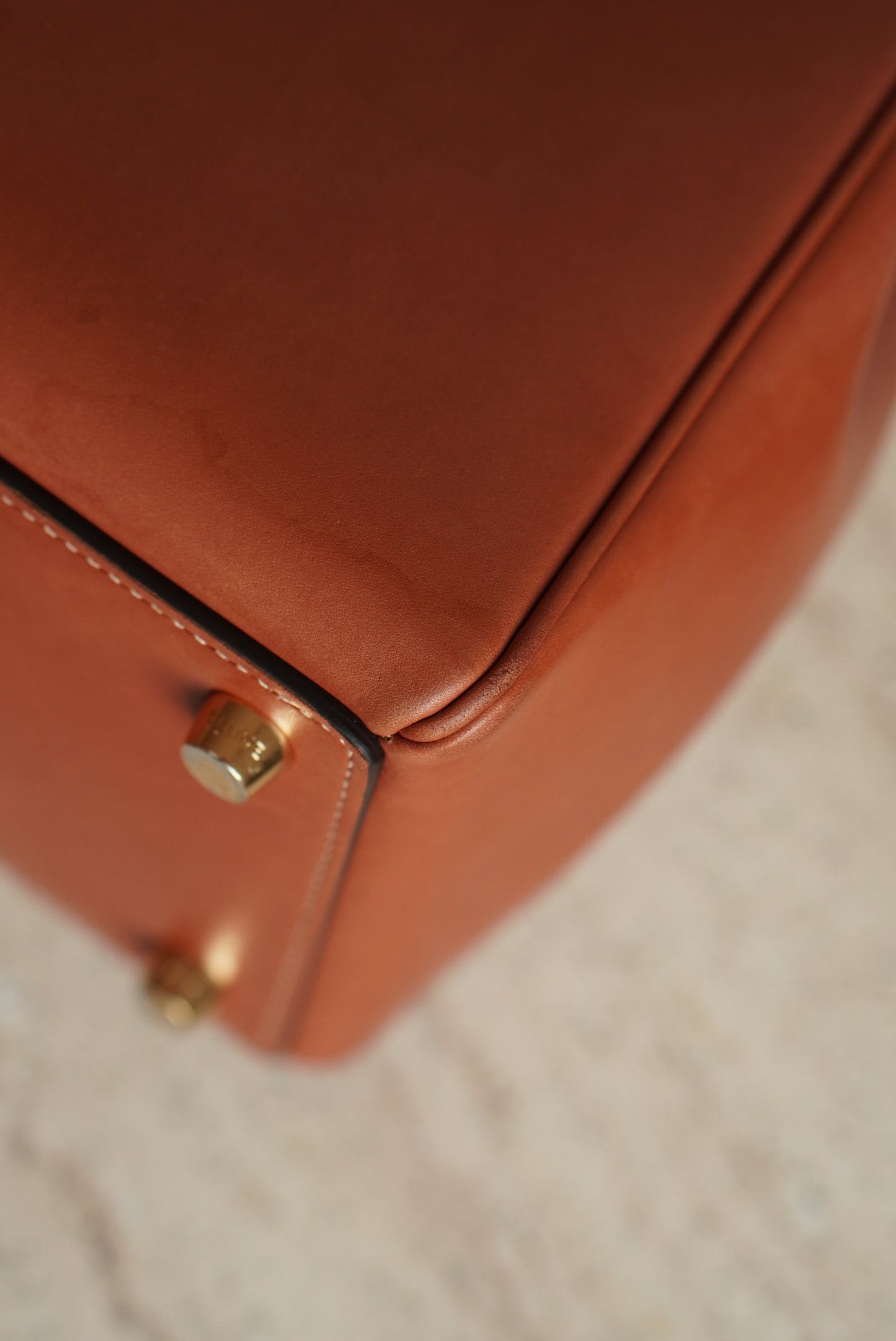 CELINE CLASSIQUE 16 | TAN