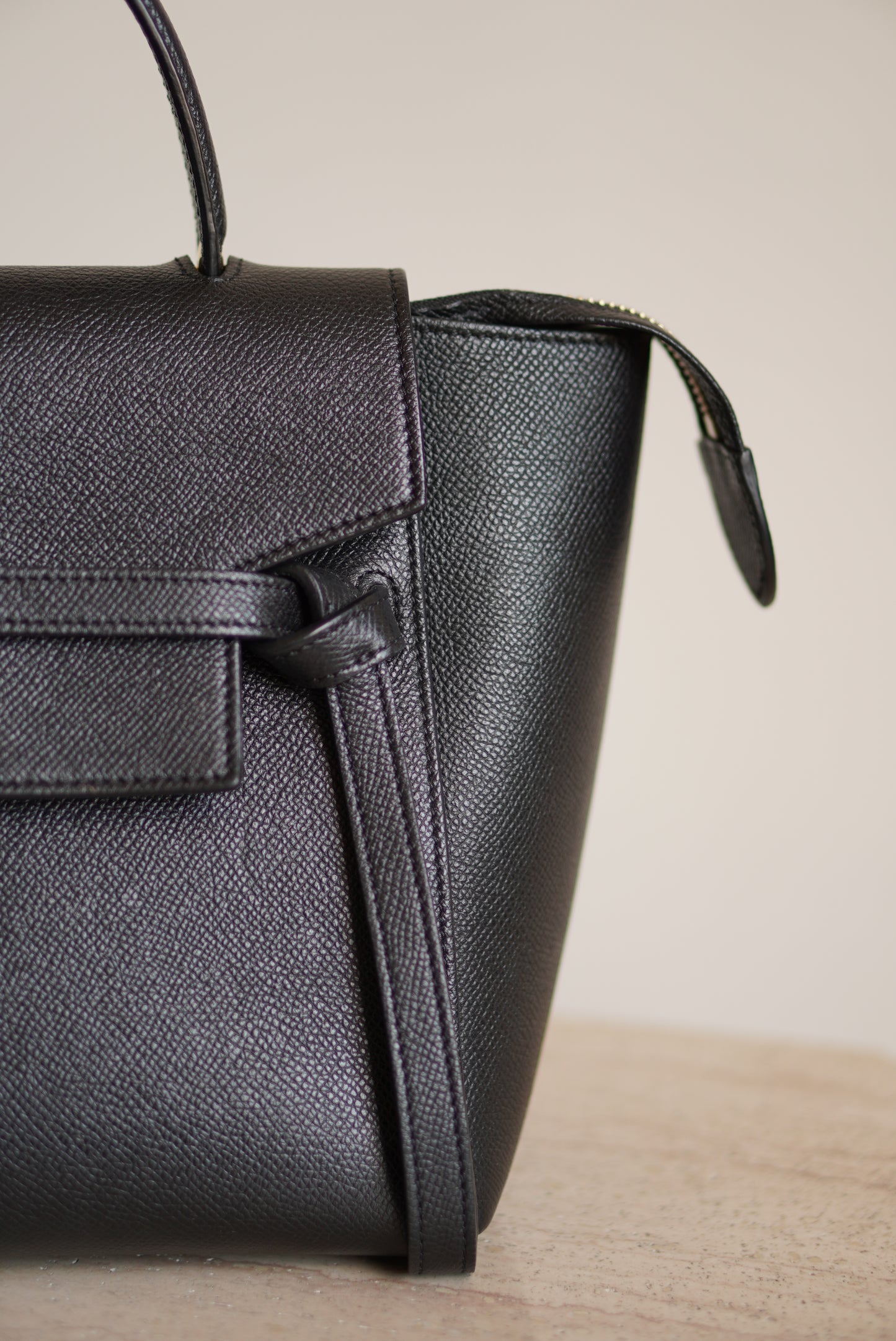 CÉLINE MICRO BELT BAG | BLACK