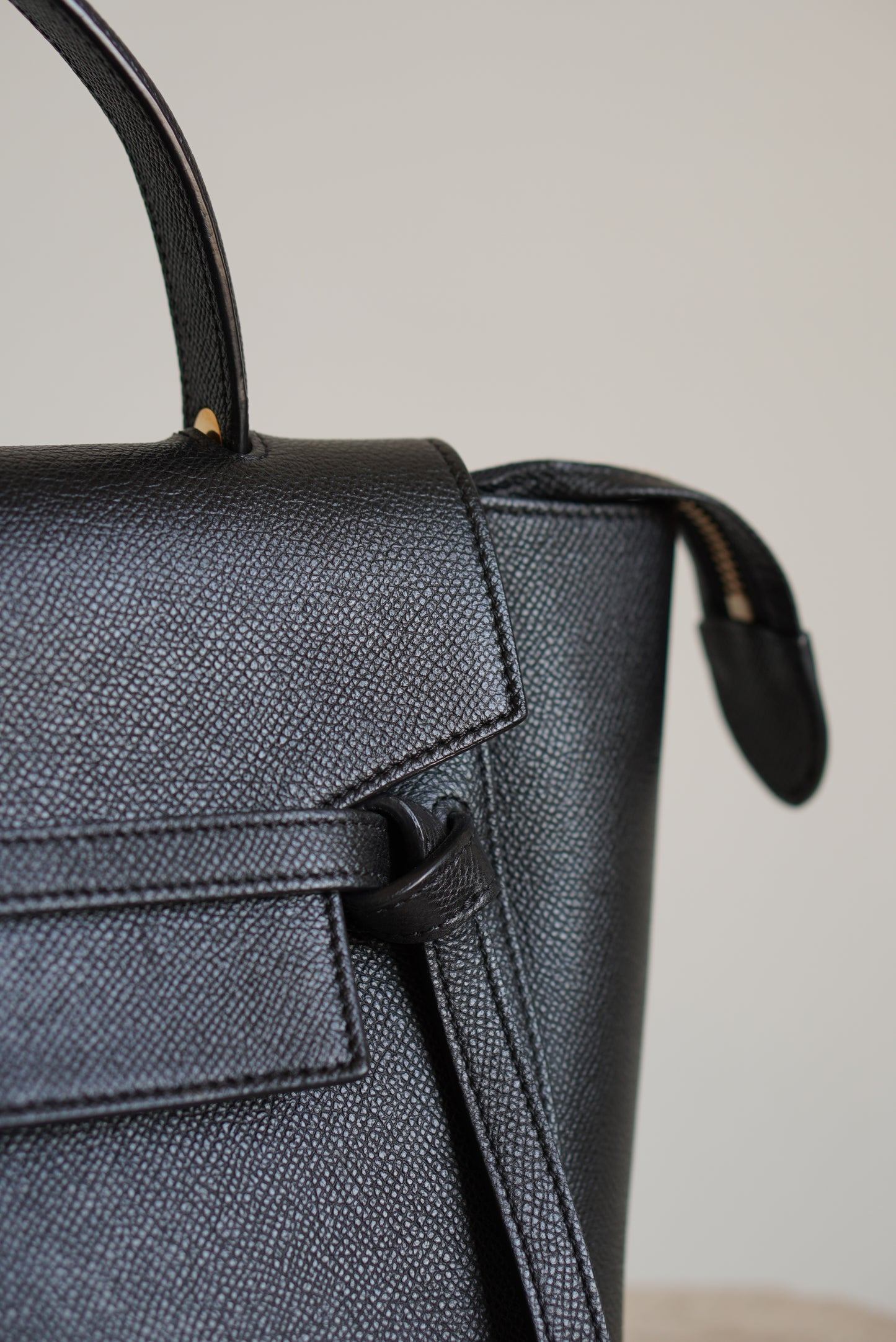CÉLINE MICRO BELT BAG | BLACK