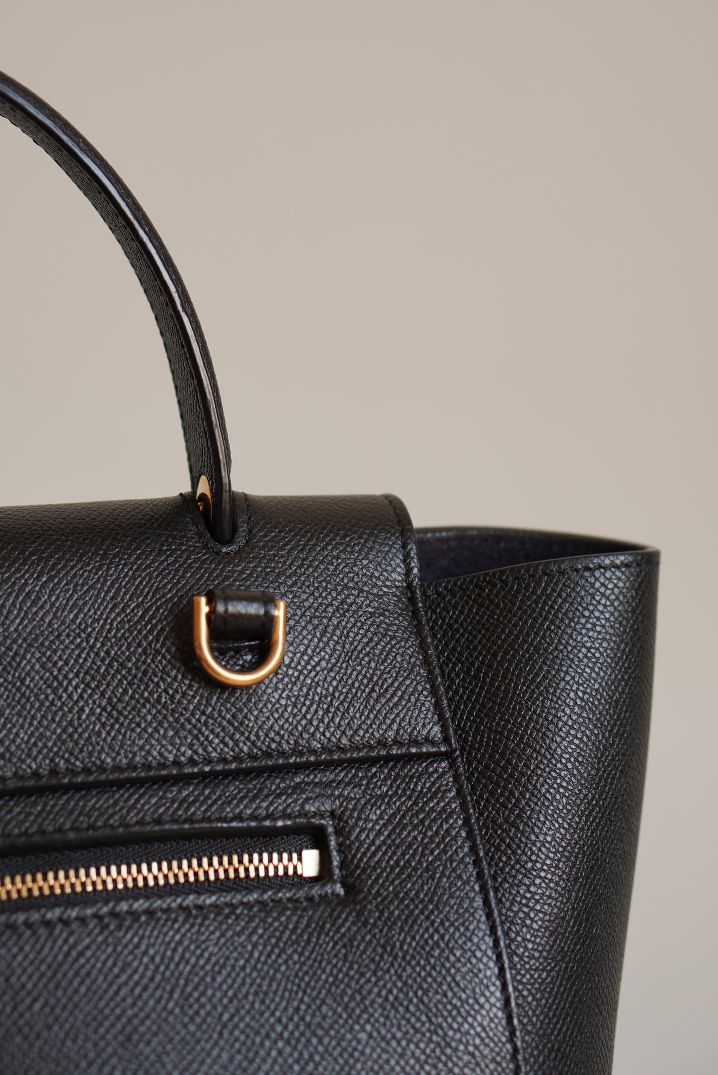 CÉLINE MICRO BELT BAG | BLACK