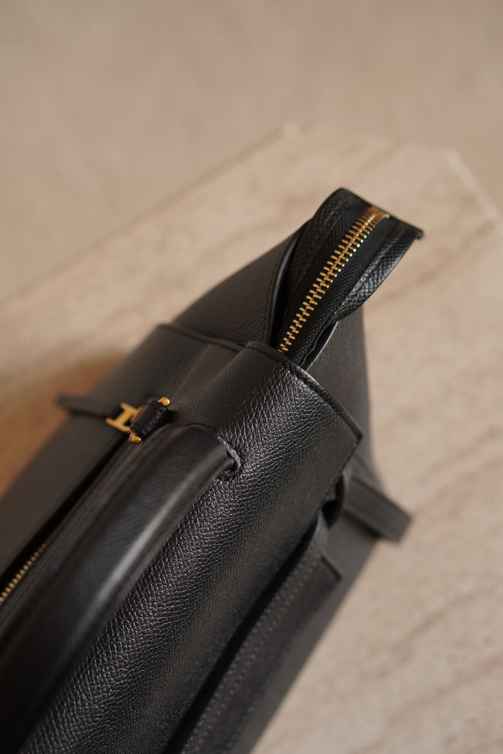 CÉLINE MICRO BELT BAG | BLACK