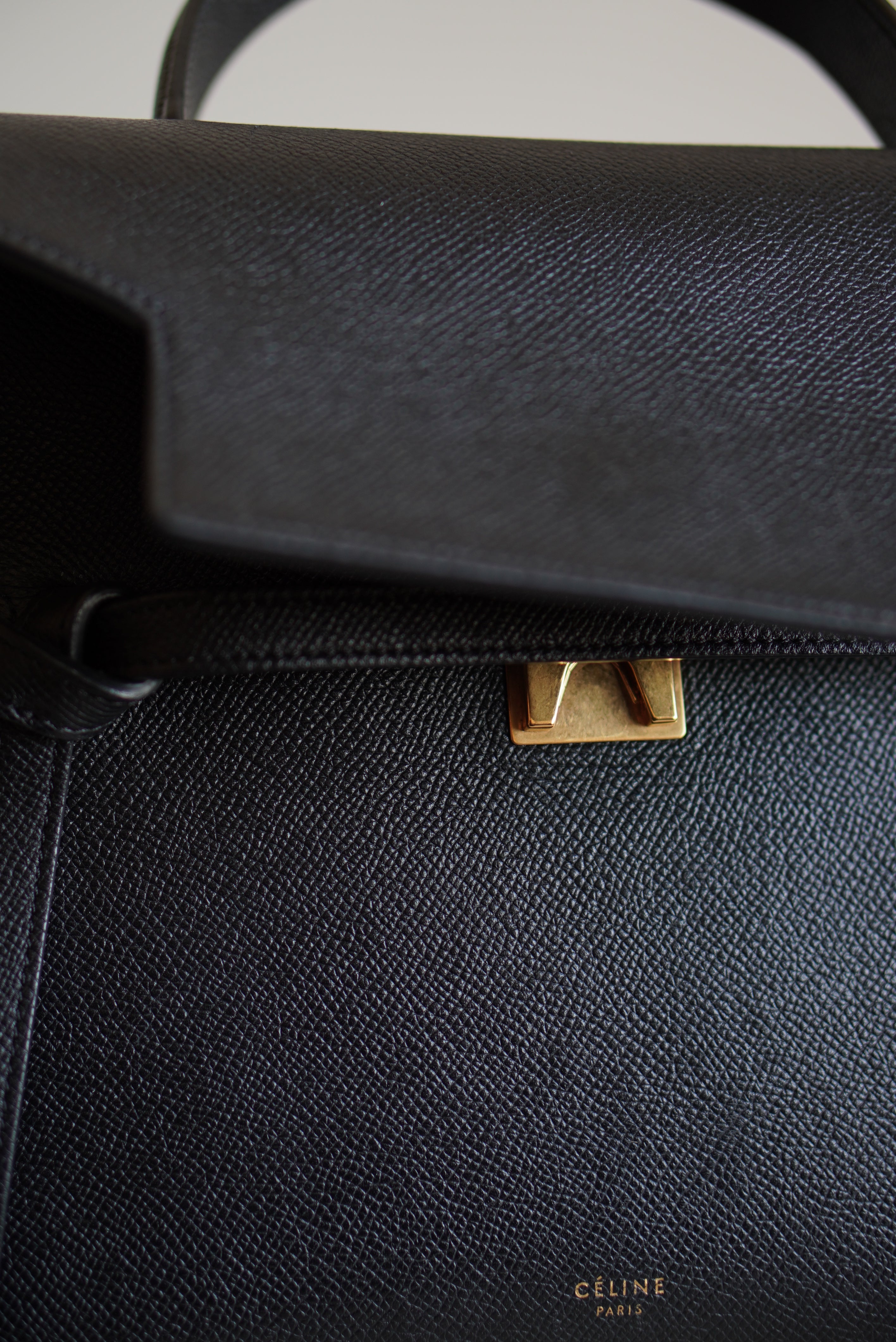 CÉLINE MICRO BELT BAG | BLACK