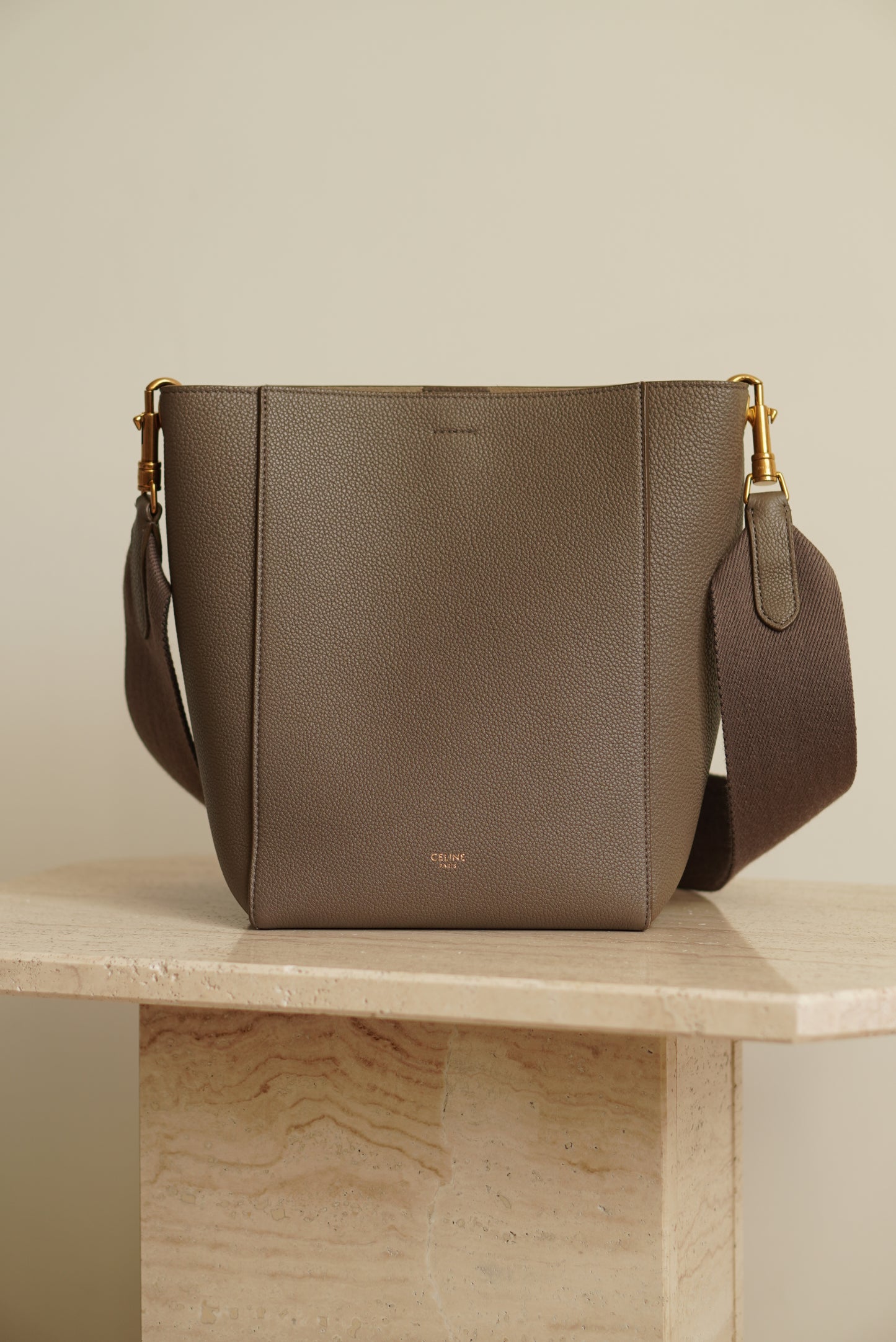 CELINE SEAU SANGLE SMALL | ETOUPE