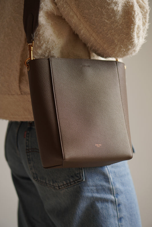 CELINE SEAU SANGLE SMALL | ETOUPE