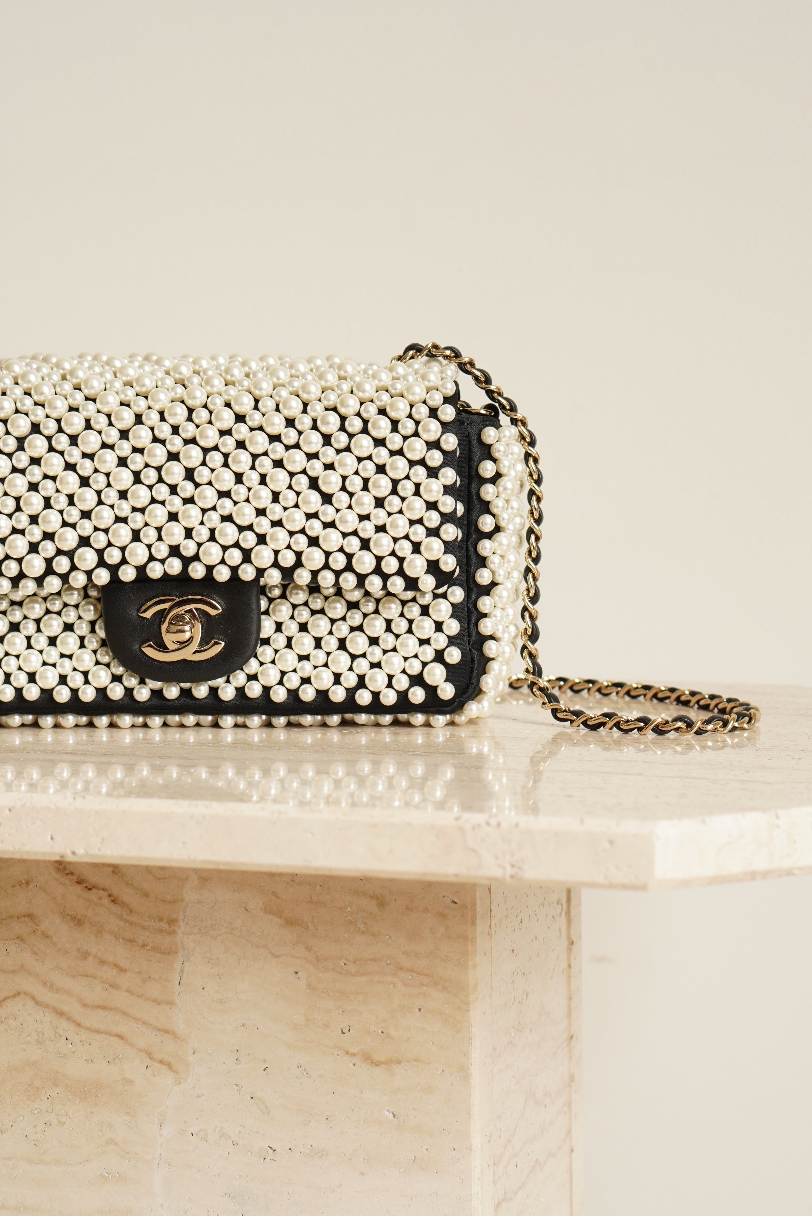 CHANEL 19S PEARL MINI RECTANGULAR