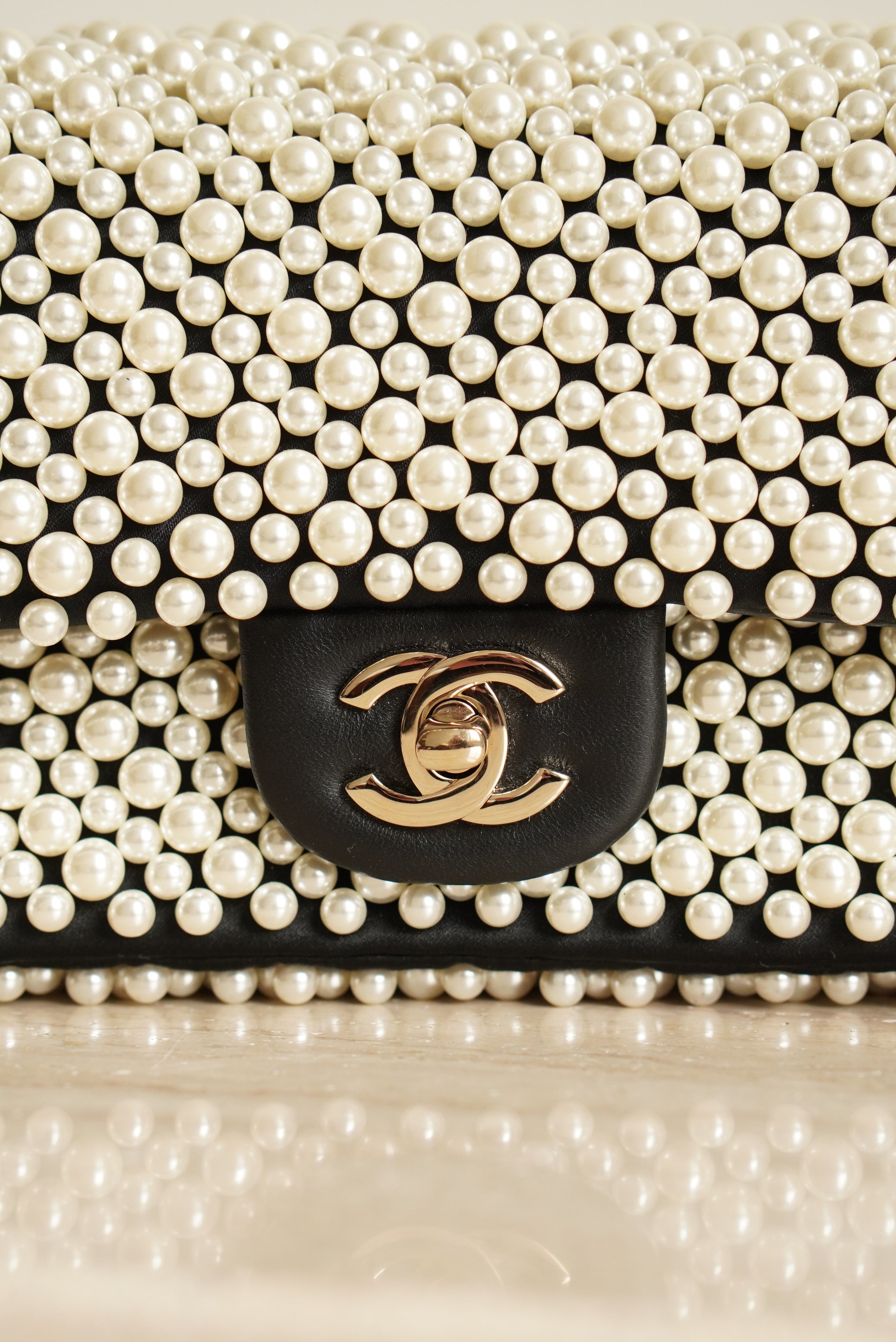 CHANEL 19S PEARL MINI RECTANGULAR
