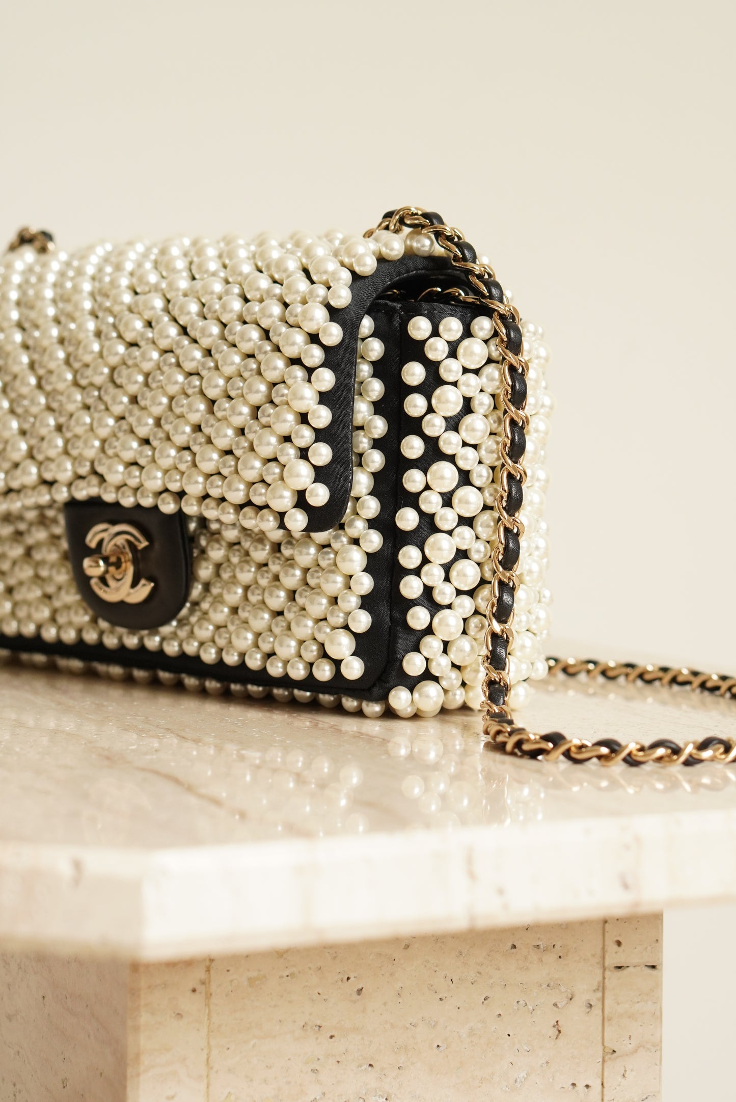 CHANEL 19S PEARL MINI RECTANGULAR