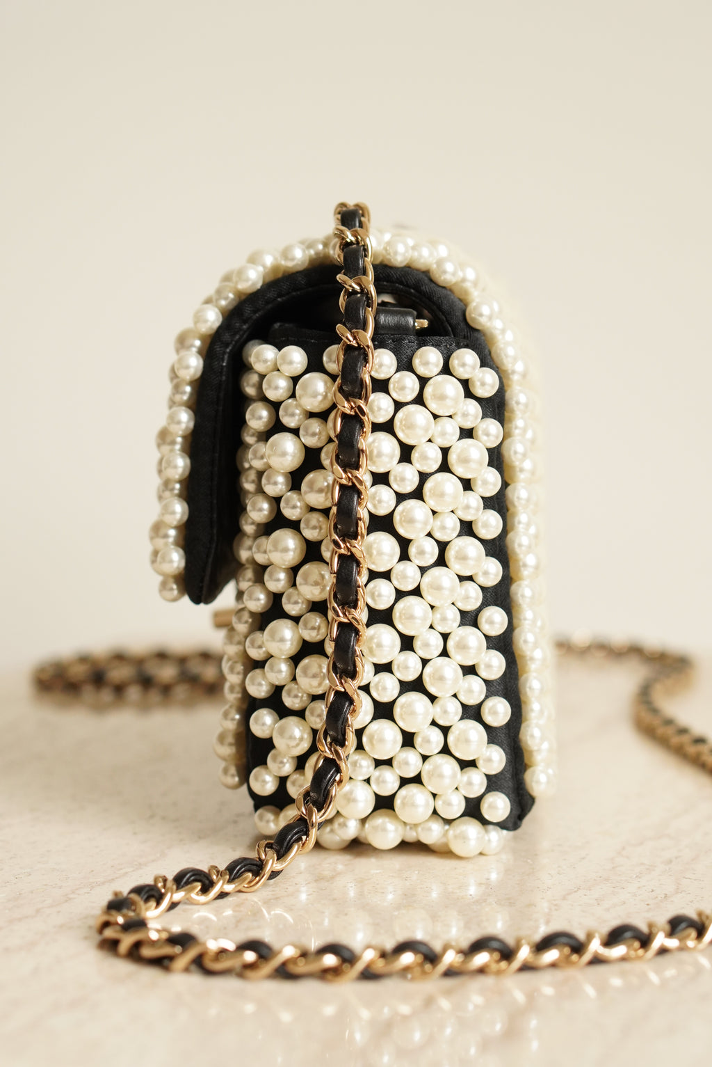 CHANEL 19S PEARL MINI RECTANGULAR