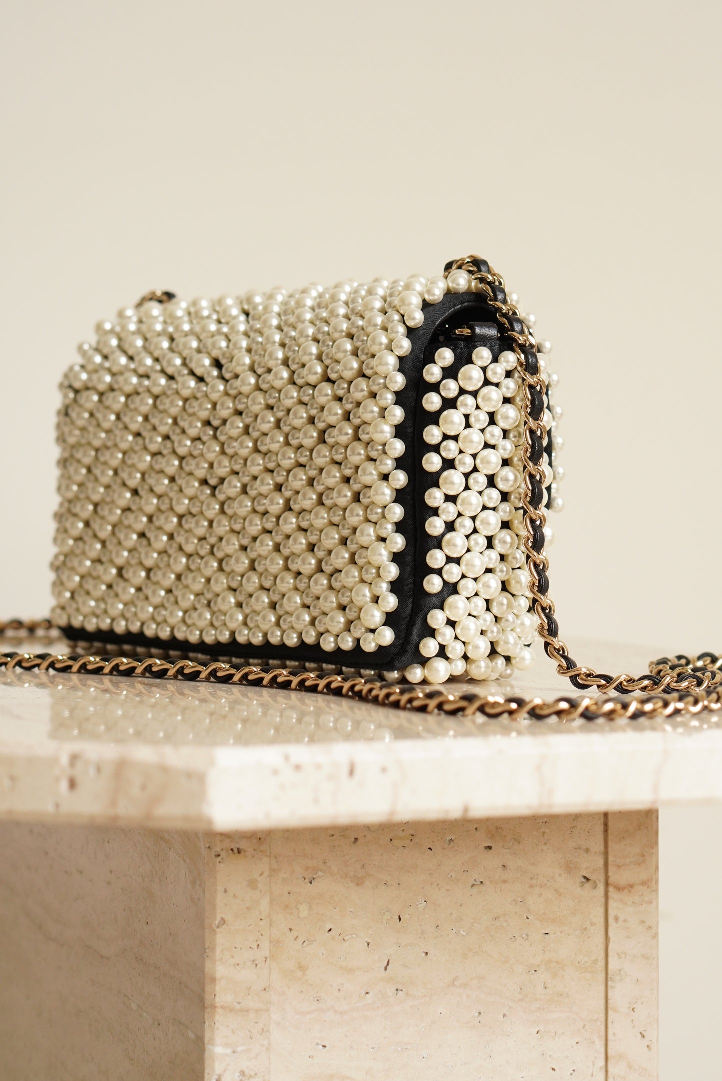 CHANEL 19S PEARL MINI RECTANGULAR