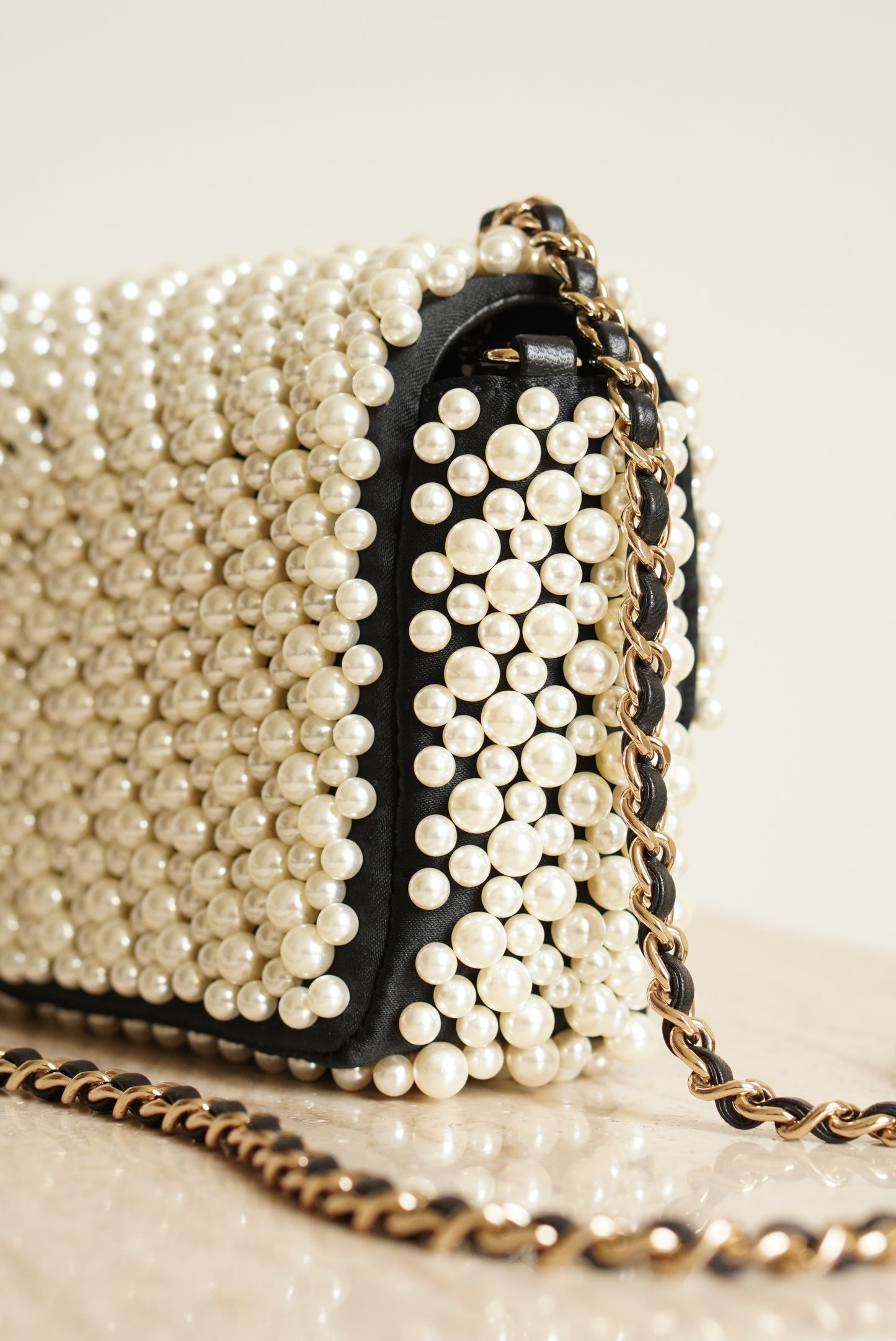 CHANEL 19S PEARL MINI RECTANGULAR