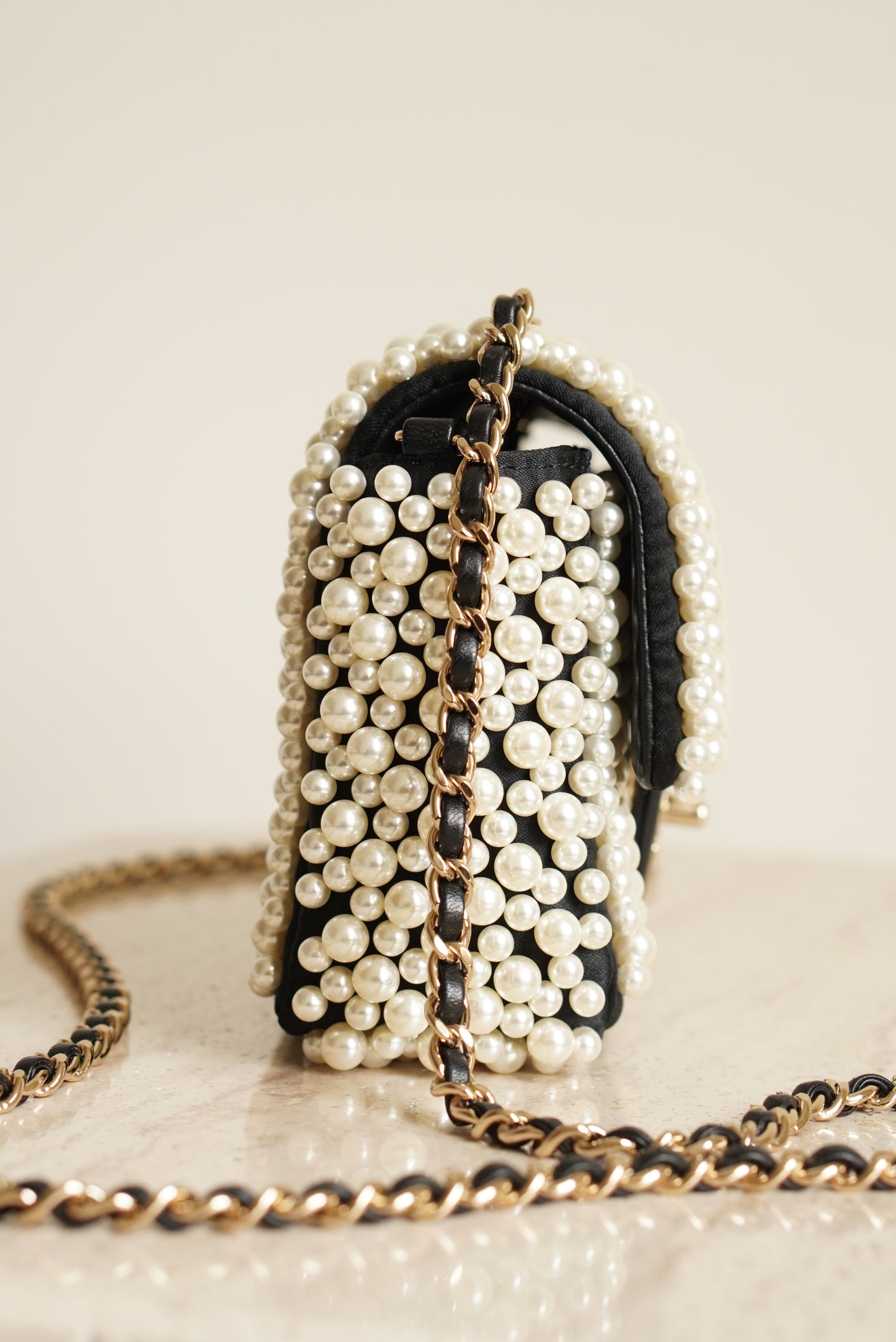 CHANEL 19S PEARL MINI RECTANGULAR