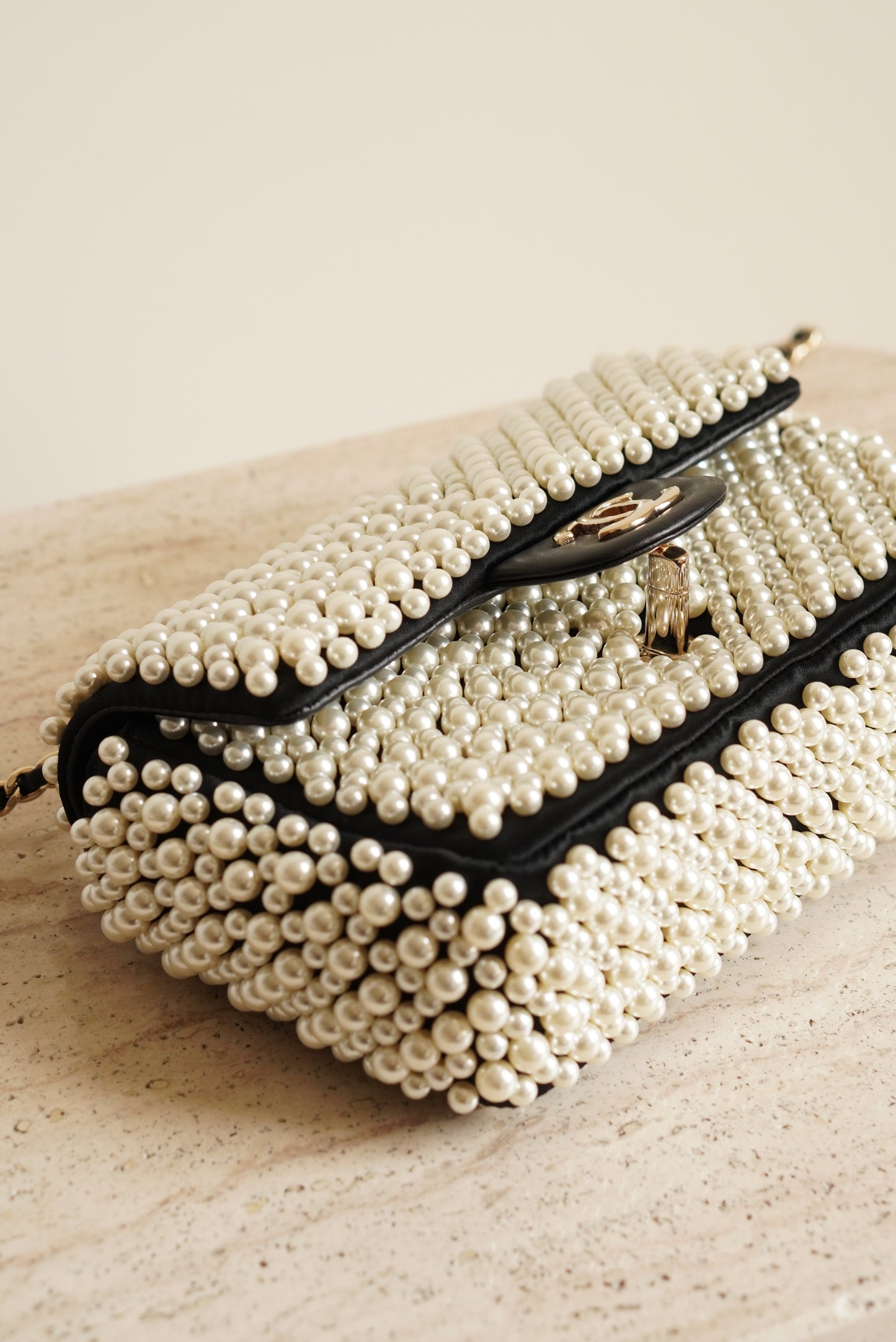 CHANEL 19S PEARL MINI RECTANGULAR