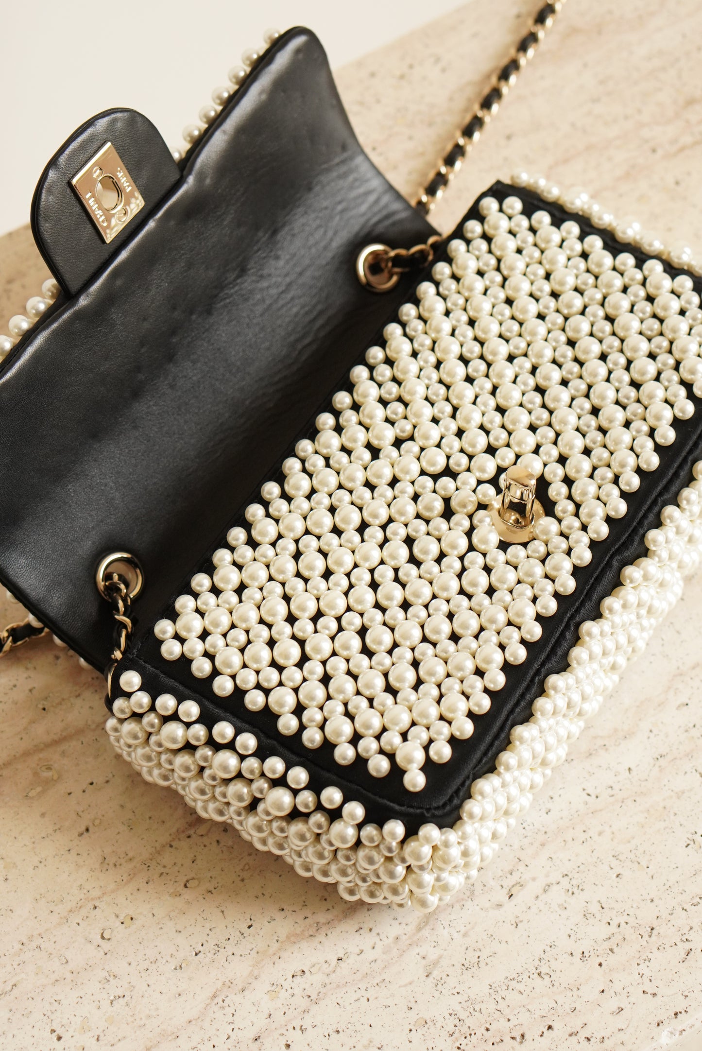 CHANEL 19S PEARL MINI RECTANGULAR