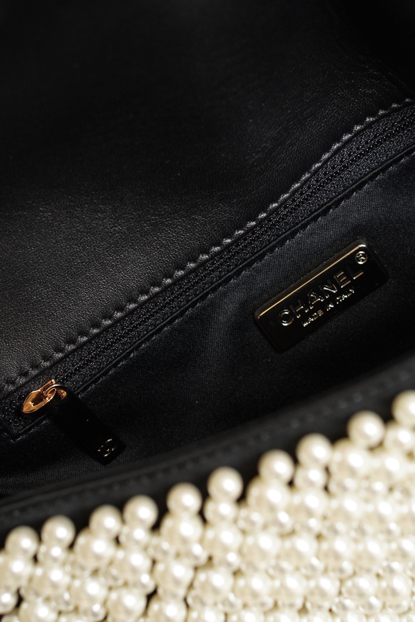 CHANEL 19S PEARL MINI RECTANGULAR