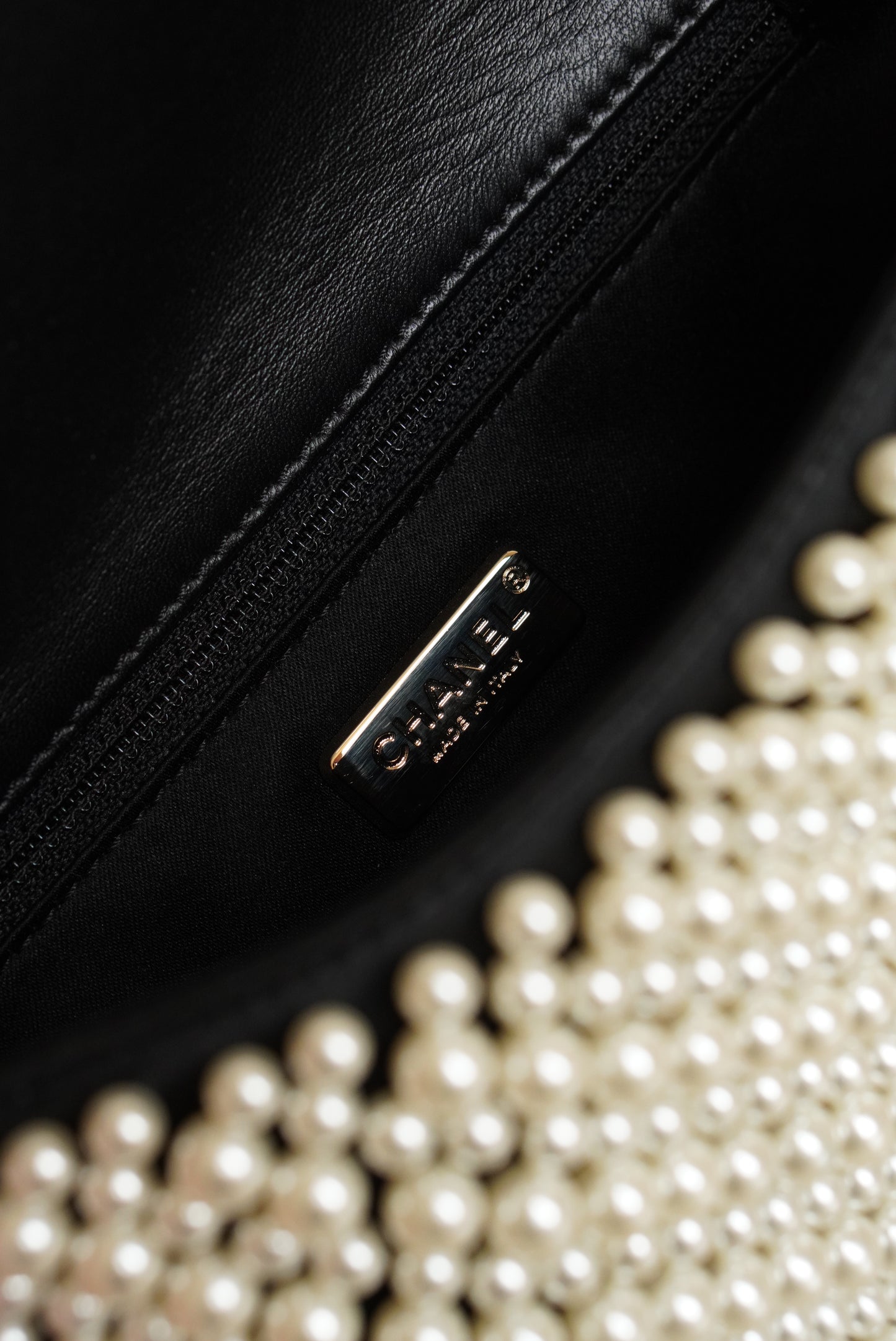 CHANEL 19S PEARL MINI RECTANGULAR