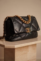 CHANEL 19 LARGE | BLACK